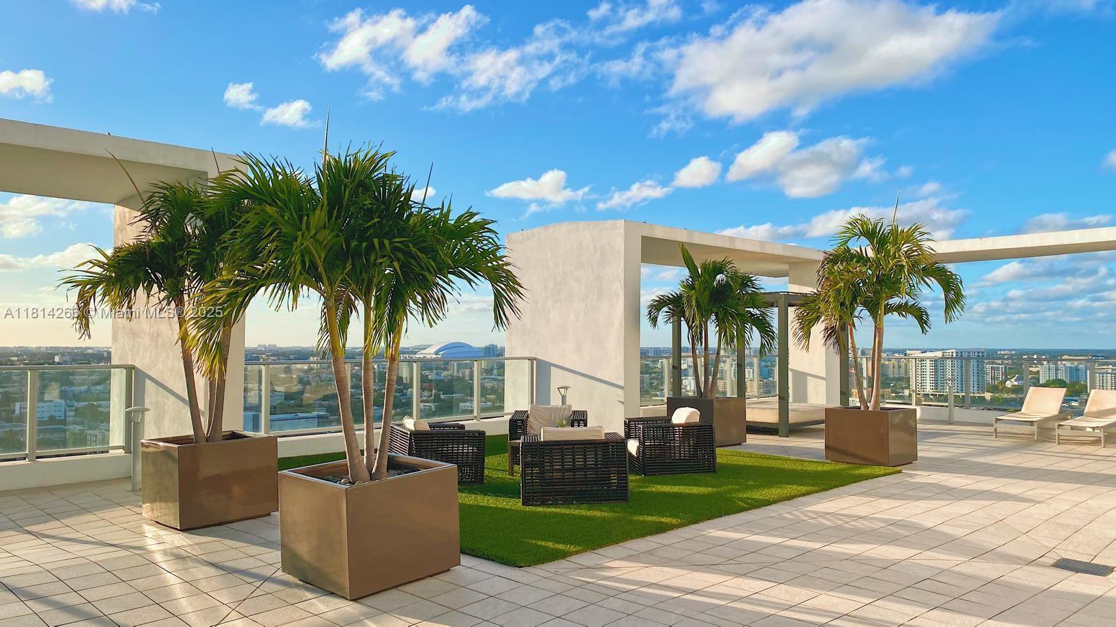 1010 SW 2nd Ave #804, Miami FL 33130