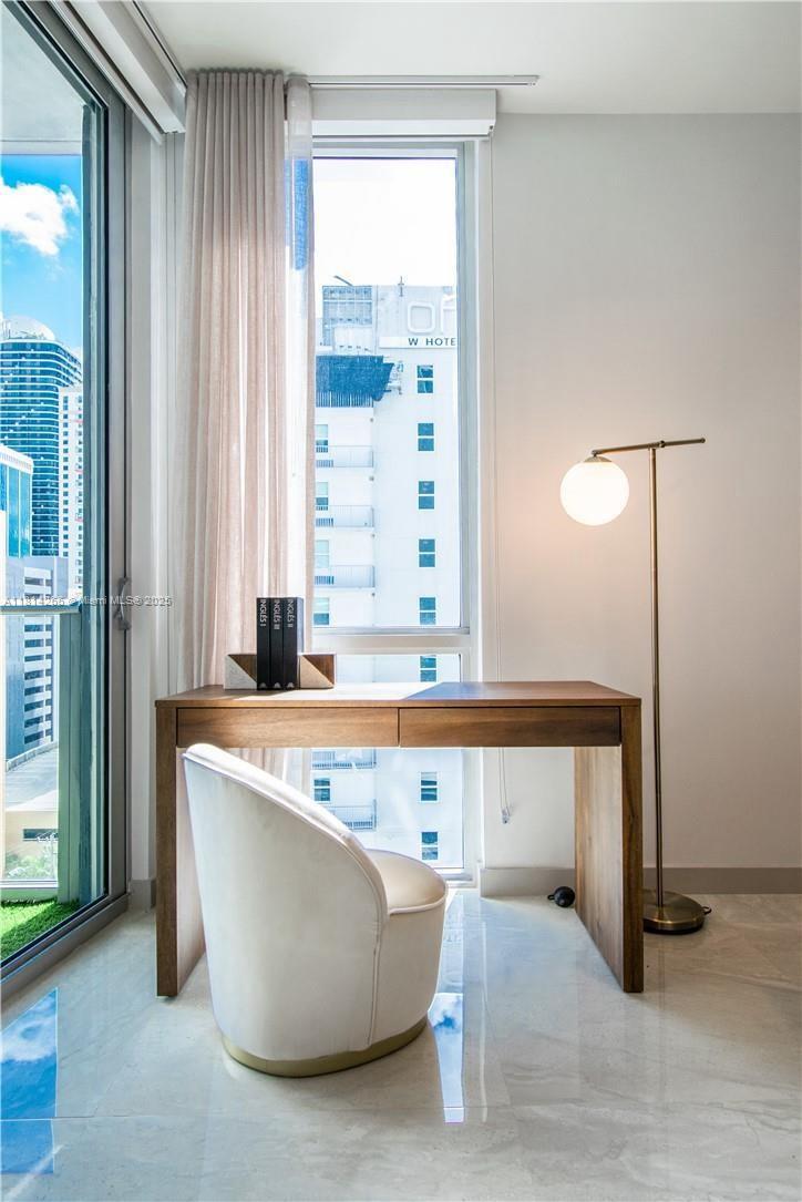 1010 SW 2nd Ave #804, Miami FL 33130