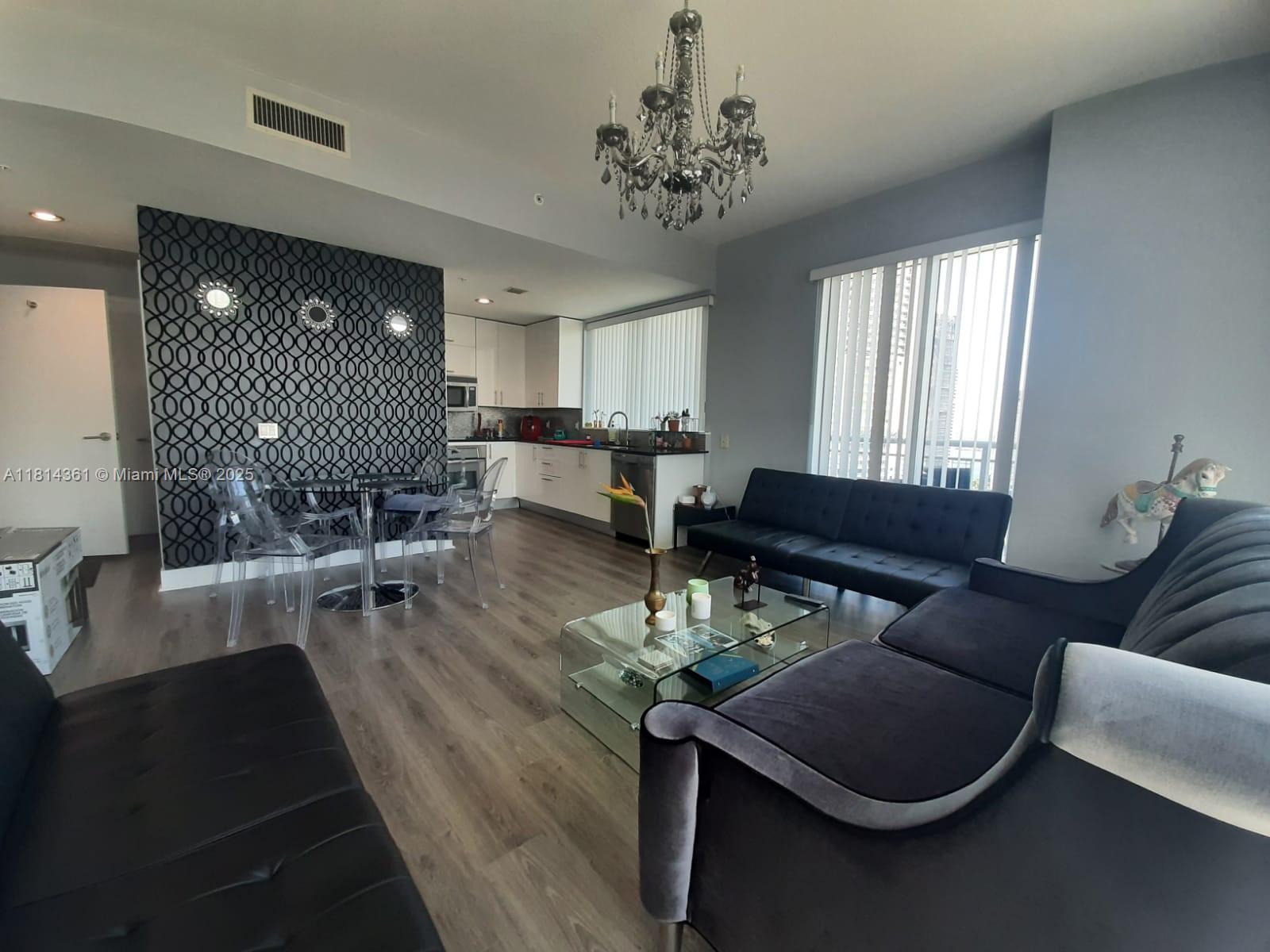 60 SW 13th St #1601, Miami FL 33130