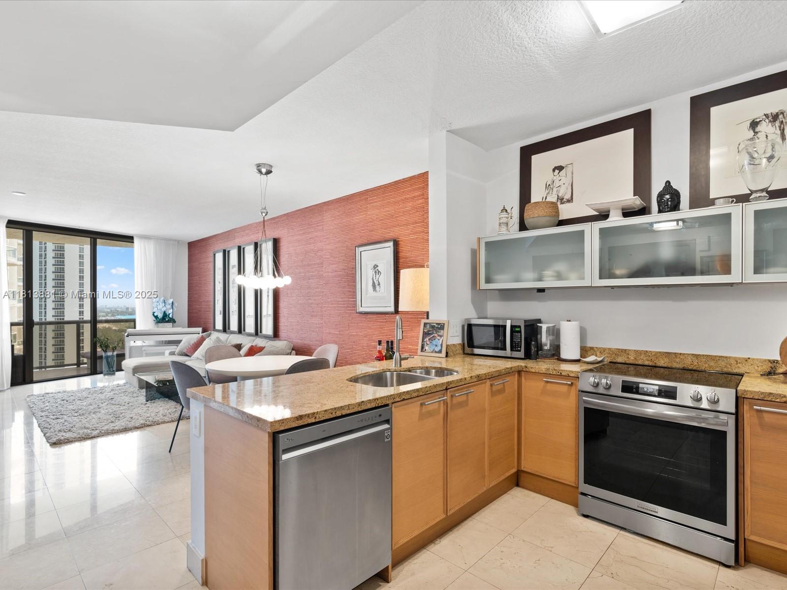 Condo for Sale in Sunny Isles Beach, FL