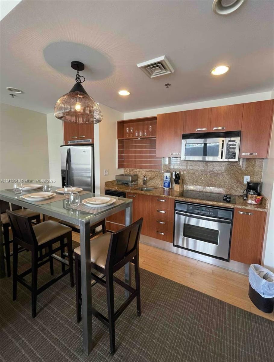 Condo for Sale in Miami, FL