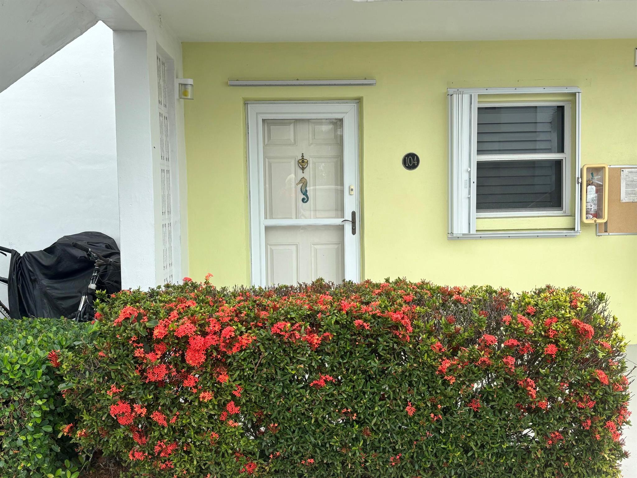 Homes for sale in Fort Pierce, FL | 1309 Bayshore Dr #104, Fort Pierce, FL 34949 | MLS# R11096266