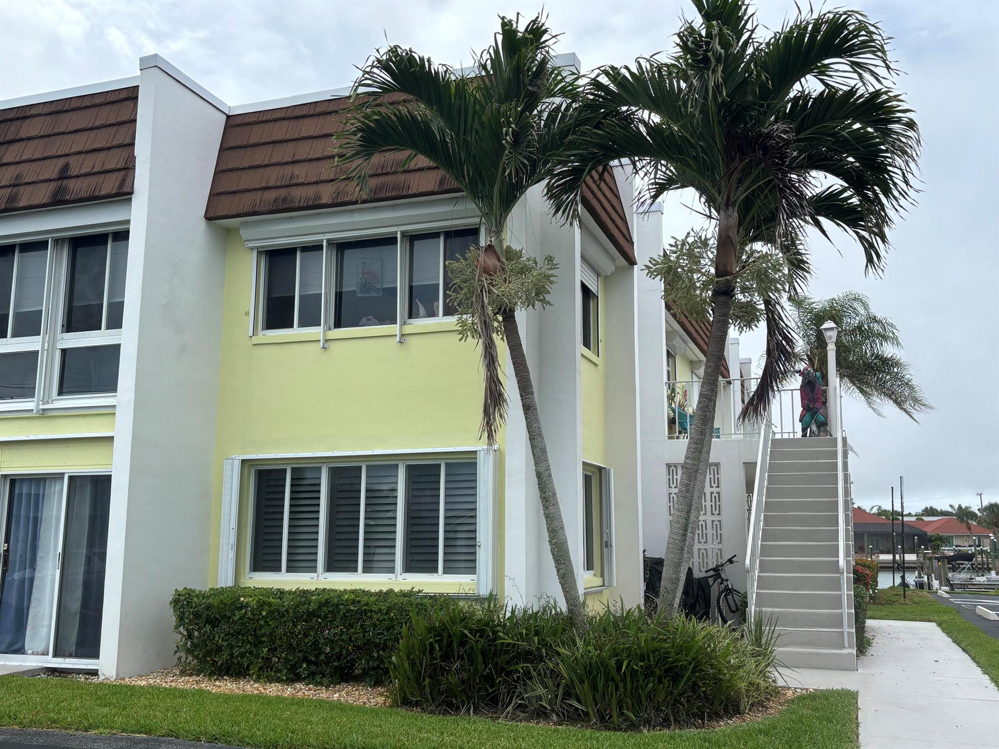 Homes for sale in Fort Pierce, FL | 1309 Bayshore Dr #104, Fort Pierce, FL 34949 | MLS# R11096266