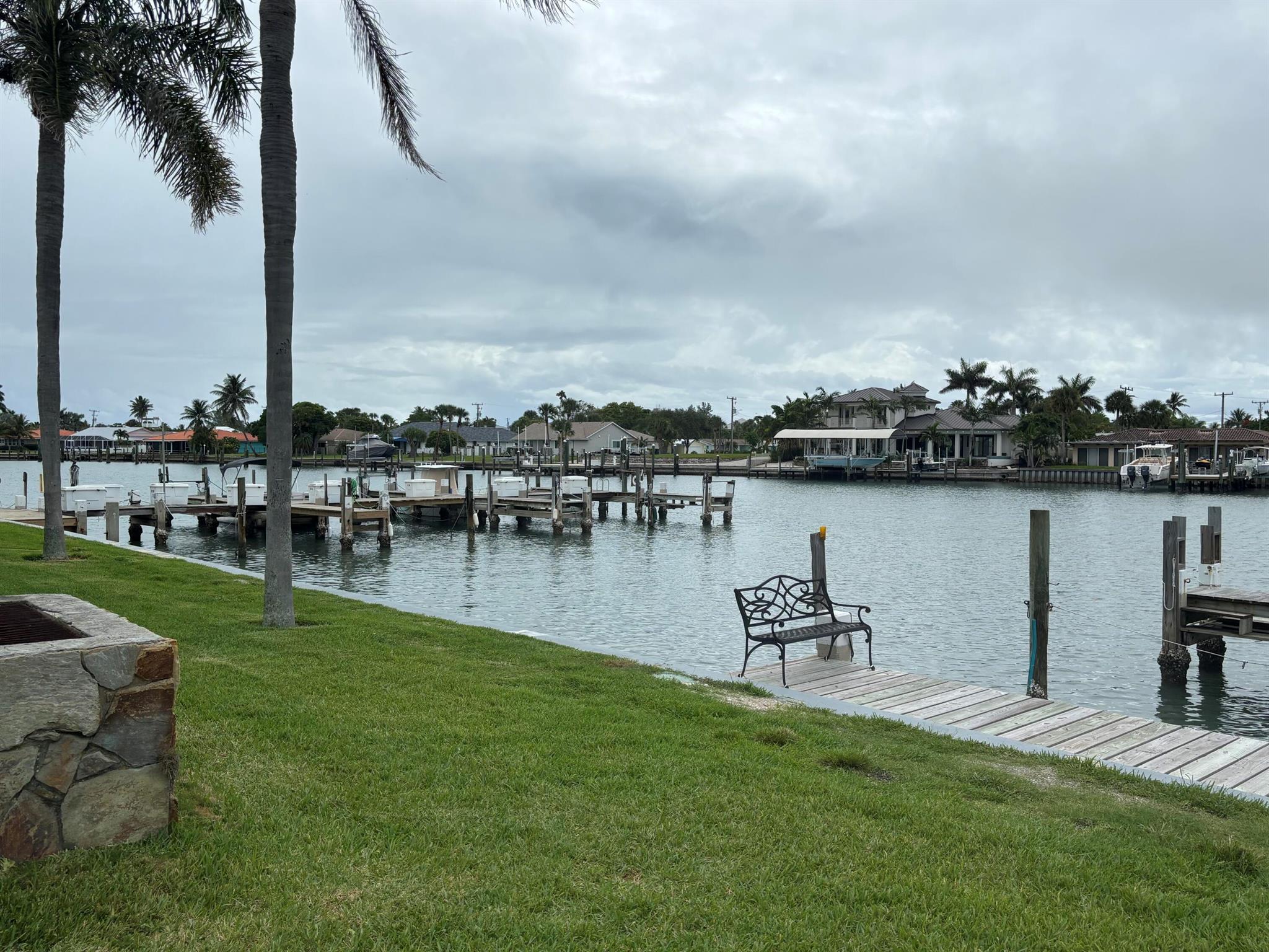 Homes for sale in Fort Pierce, FL | 1309 Bayshore Dr #104, Fort Pierce, FL 34949 | MLS# R11096266