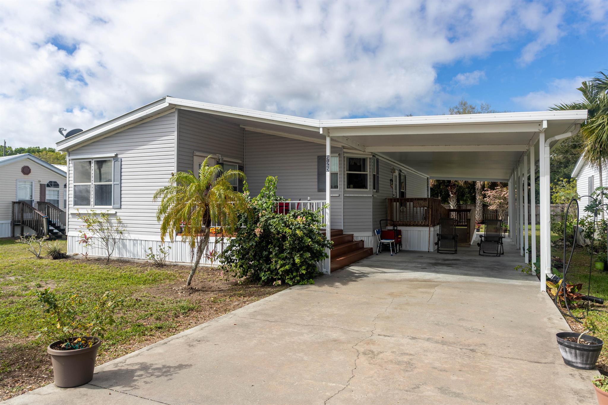 Homes for sale in Moore Haven, FL | 925 Yacht Club Way Nw, Moore Haven, FL 33471 | MLS# R11096404