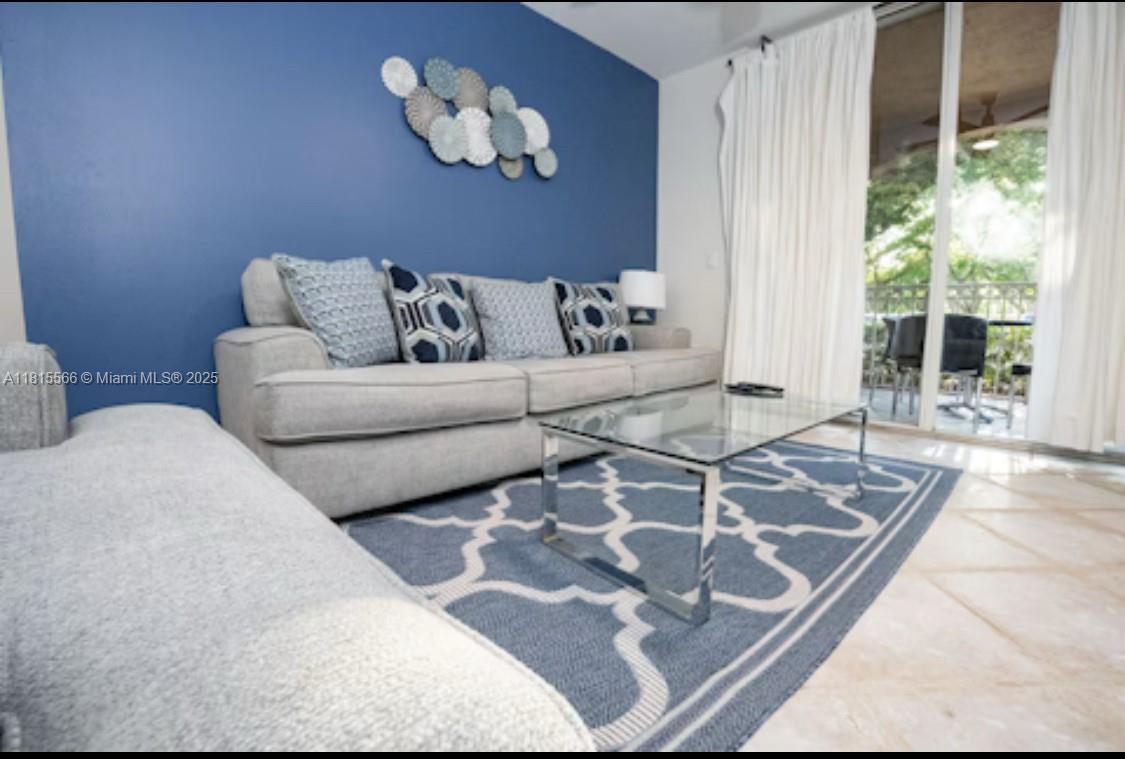 19801 E Country Club Drive #4-103, Aventura FL 33180