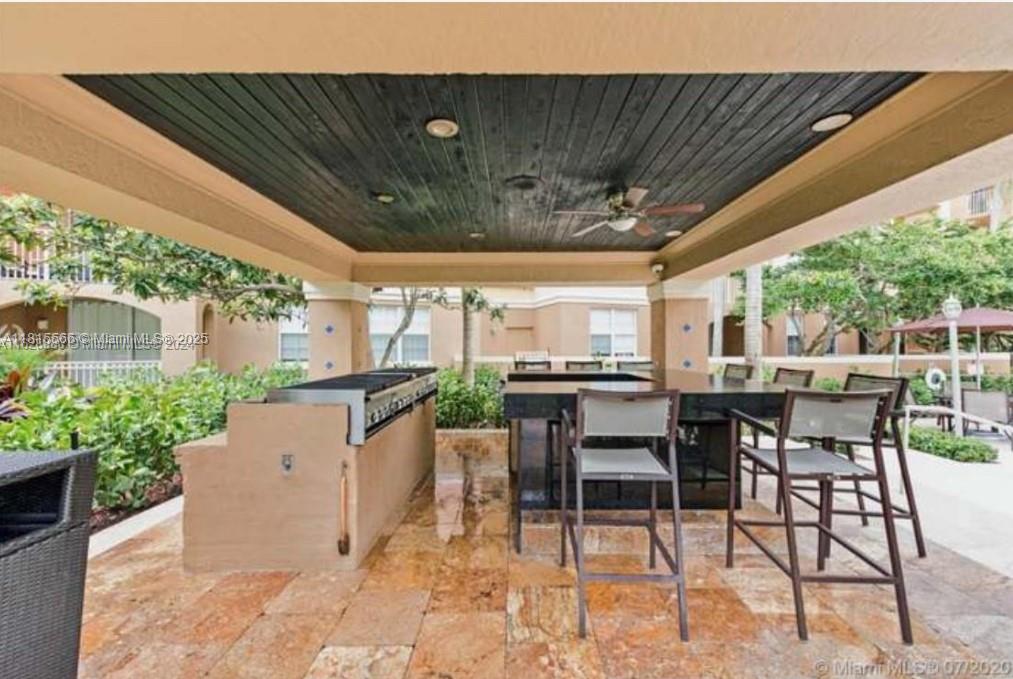 19801 E Country Club Drive #4-103, Aventura FL 33180