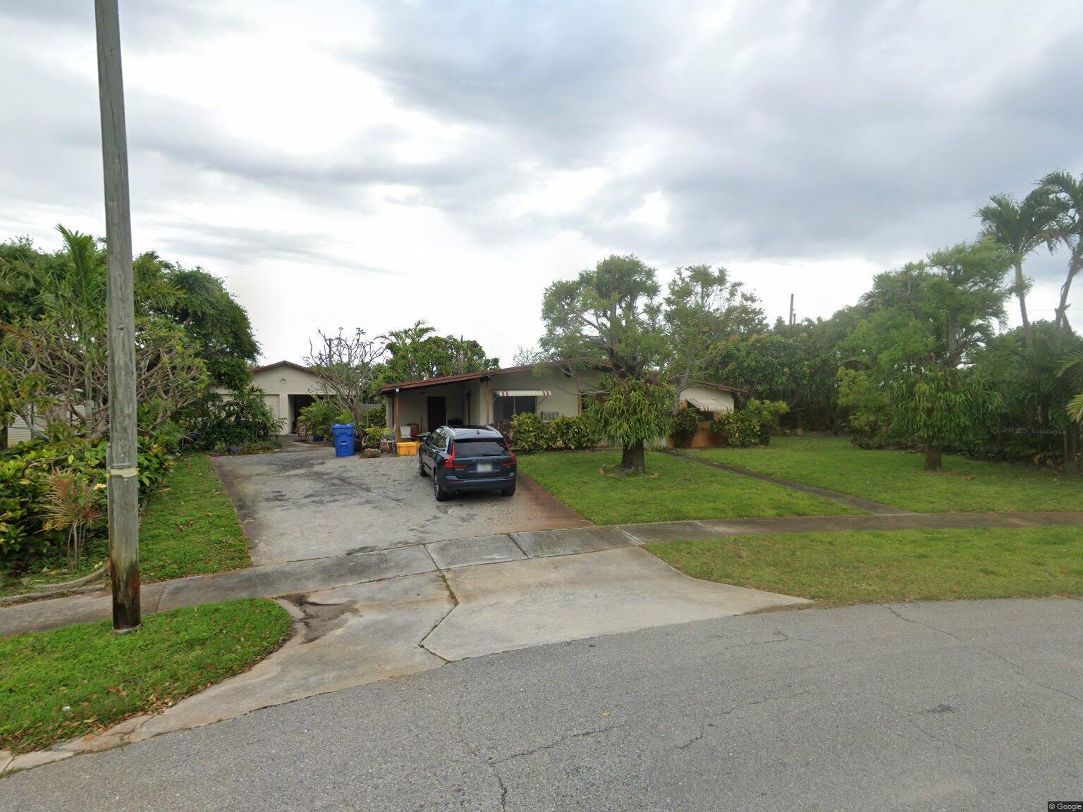 943 W Duval Street Lantana FL 33462 | R11096503