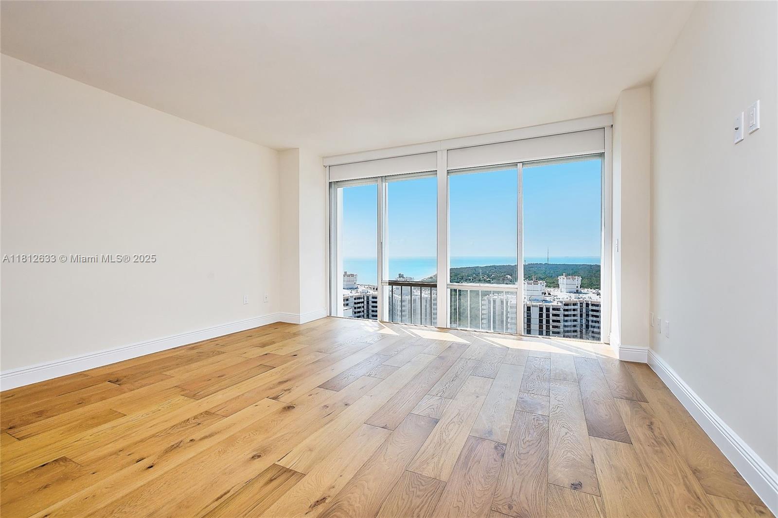 881 Ocean Dr #22A, Key Biscayne FL 33149