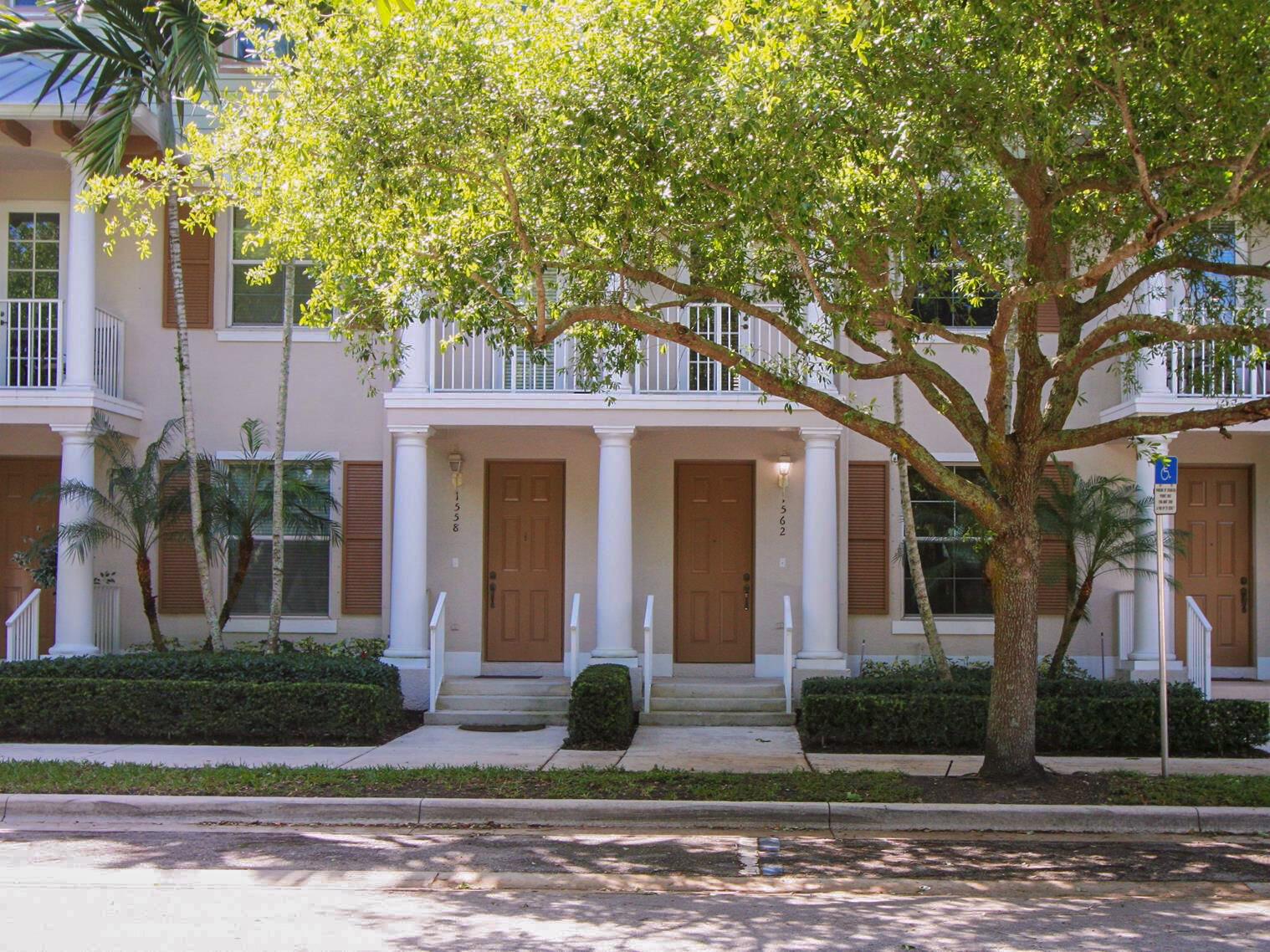 Abacoa Town Center 3