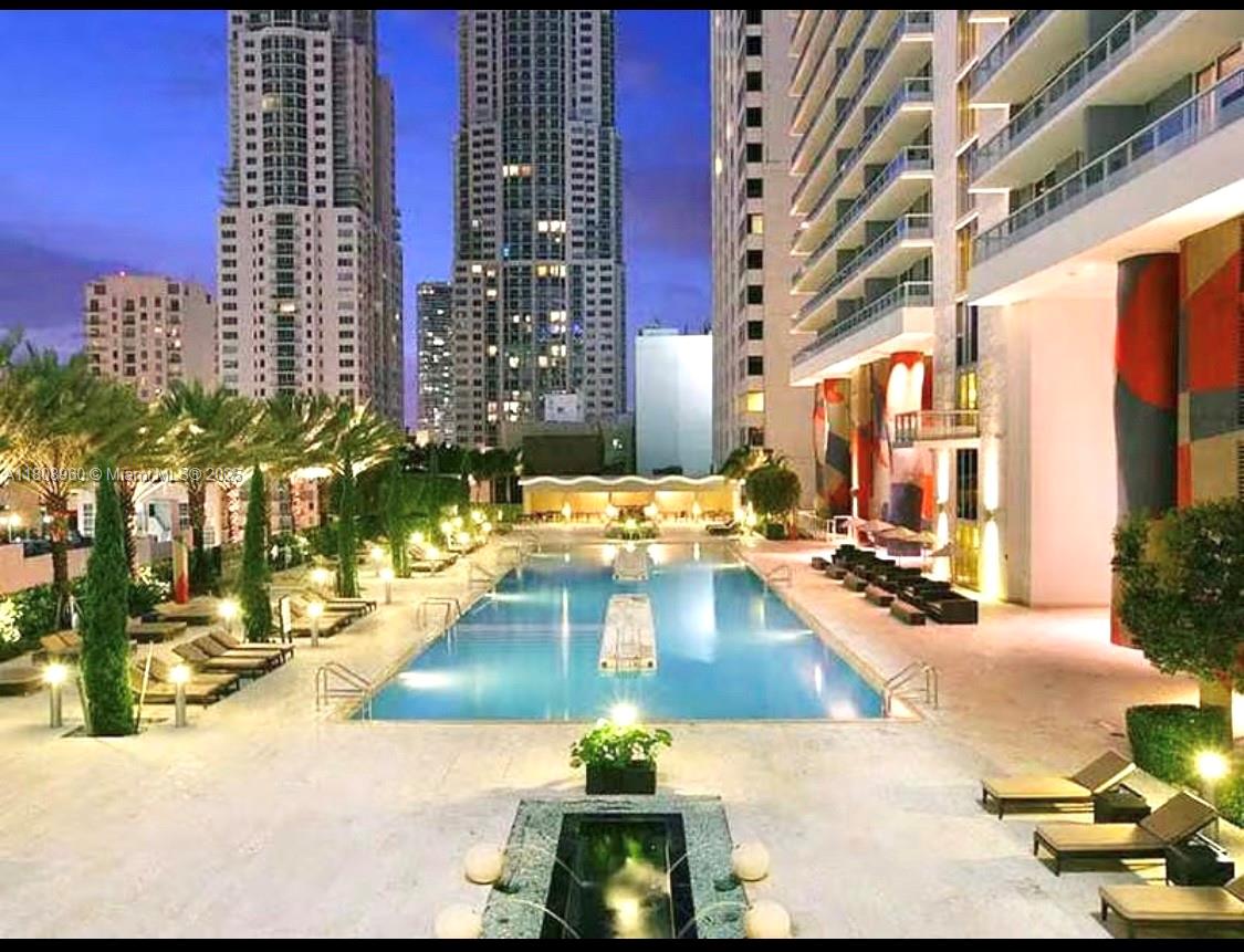 50 Biscayne Condo