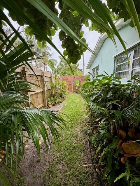 Homes for sale in Lake Park, FL | 729 W Kalmia Dr, Lake Park, FL 33403 | MLS# R11096644