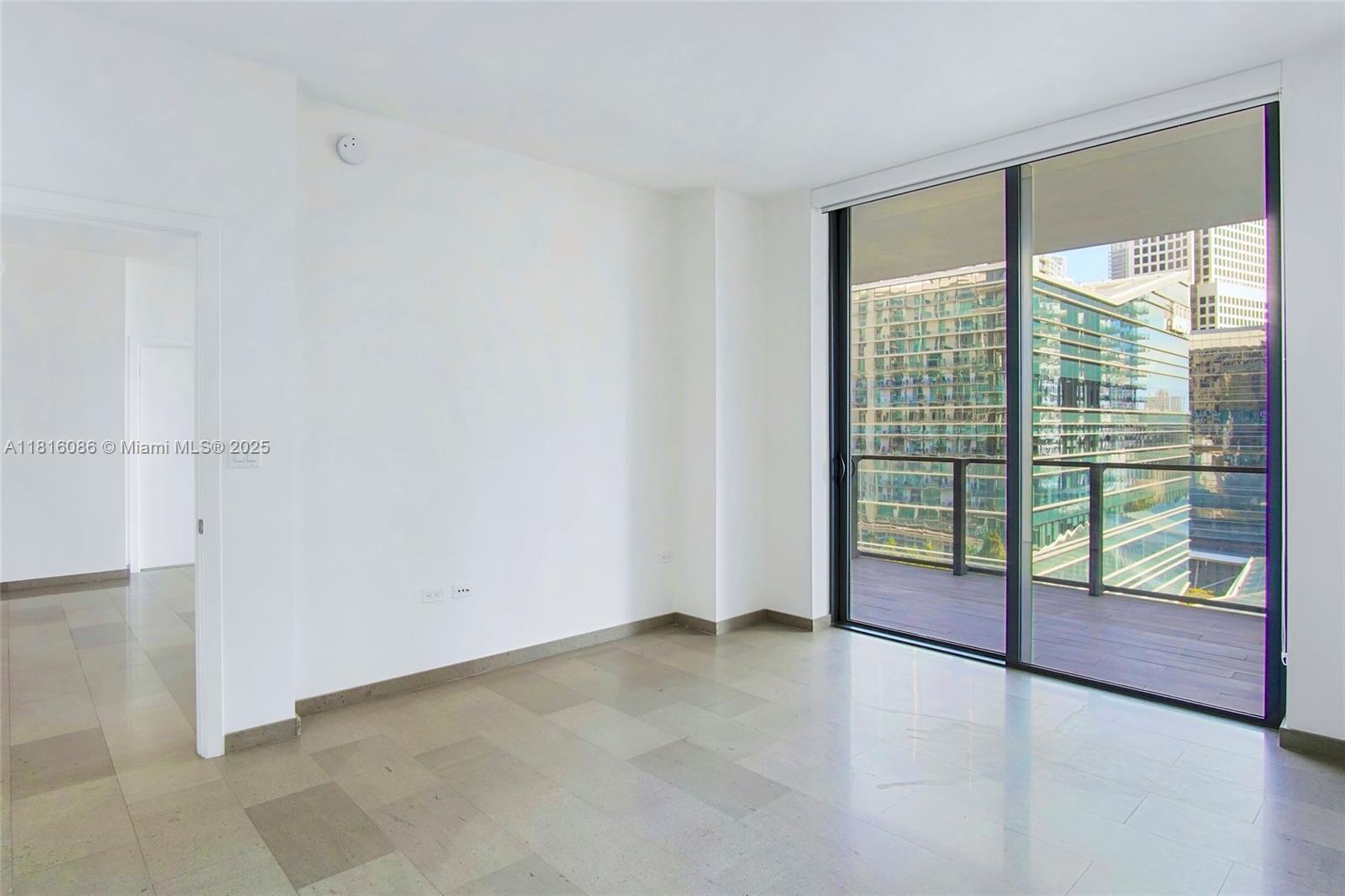 88 SW 7th St #1205, Miami FL 33130