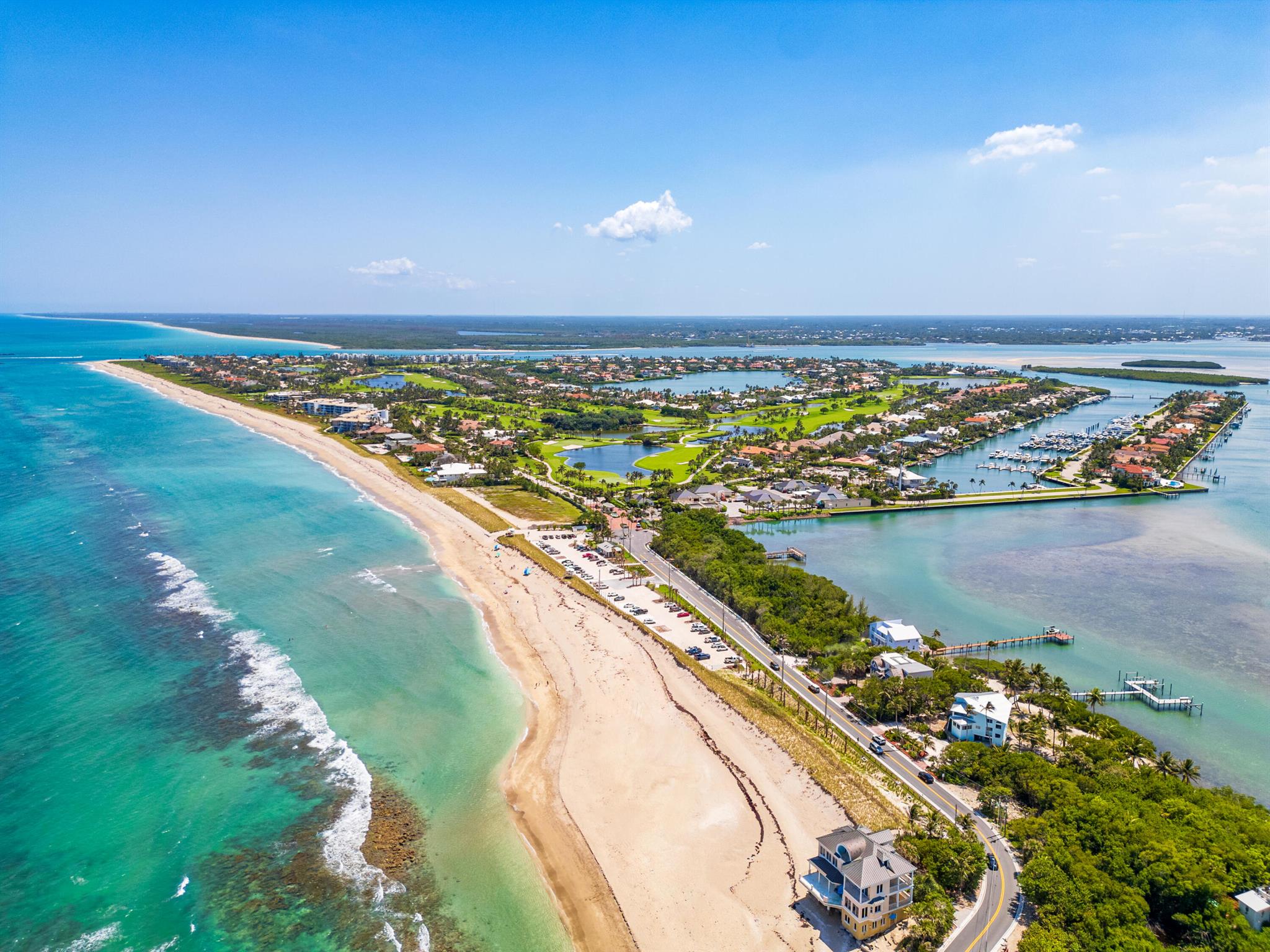 Homes for sale in Stuart, FL | 1800 Se Sailfish Point Boulevard, Stuart, FL 34996 | MLS# R11096652