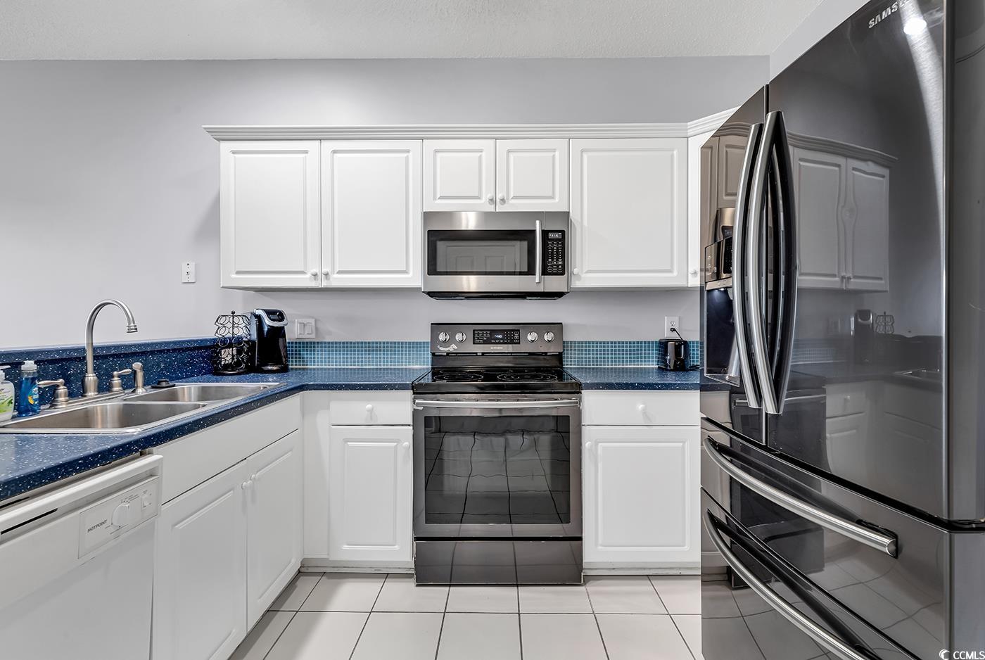 2020 Cross Gate Blvd. 