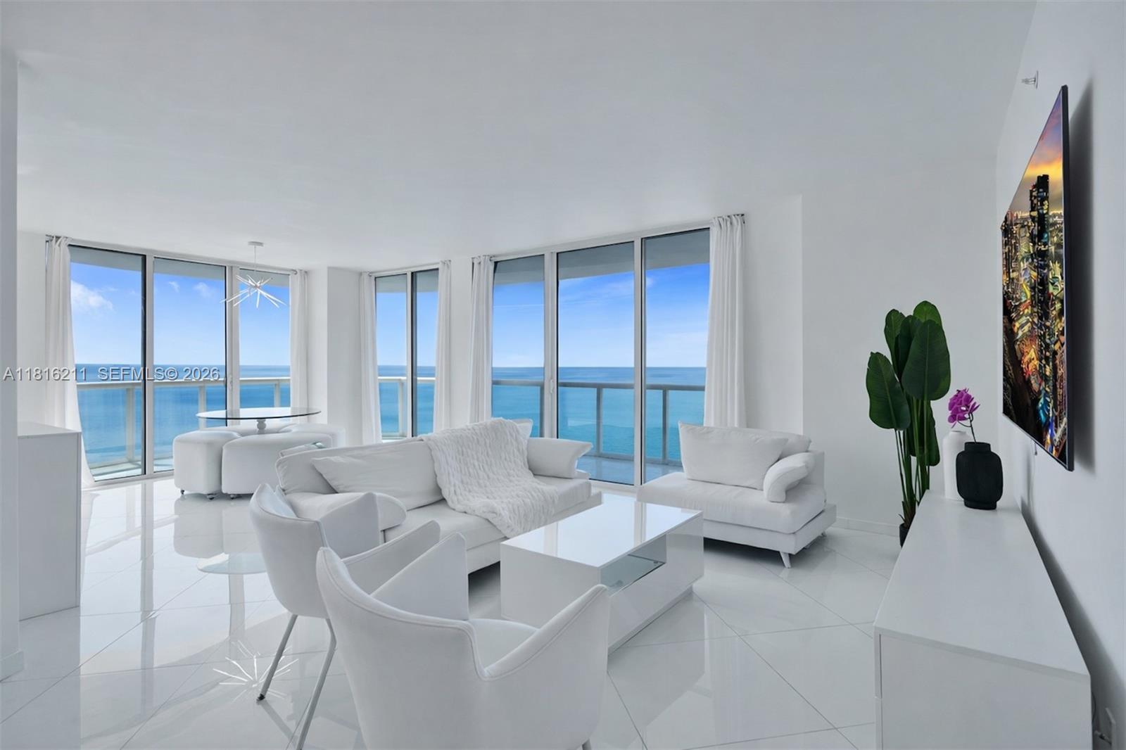 Condo for Sale in Miami Beach, FL