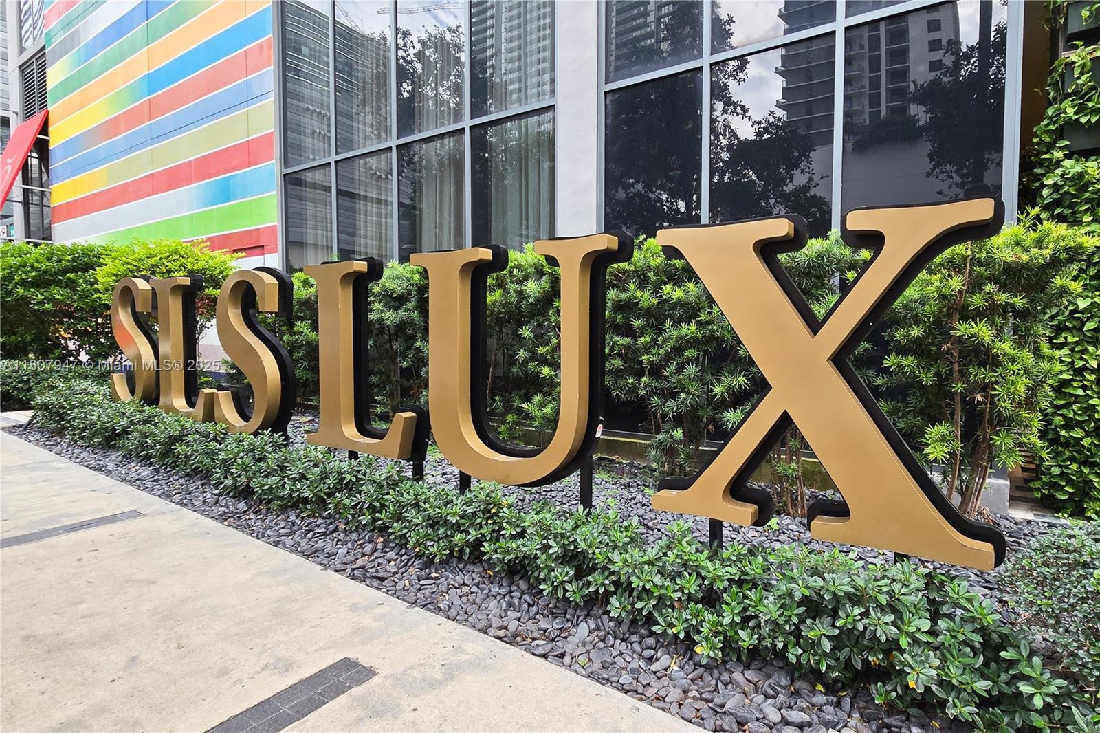 801 Sma Residences Condo