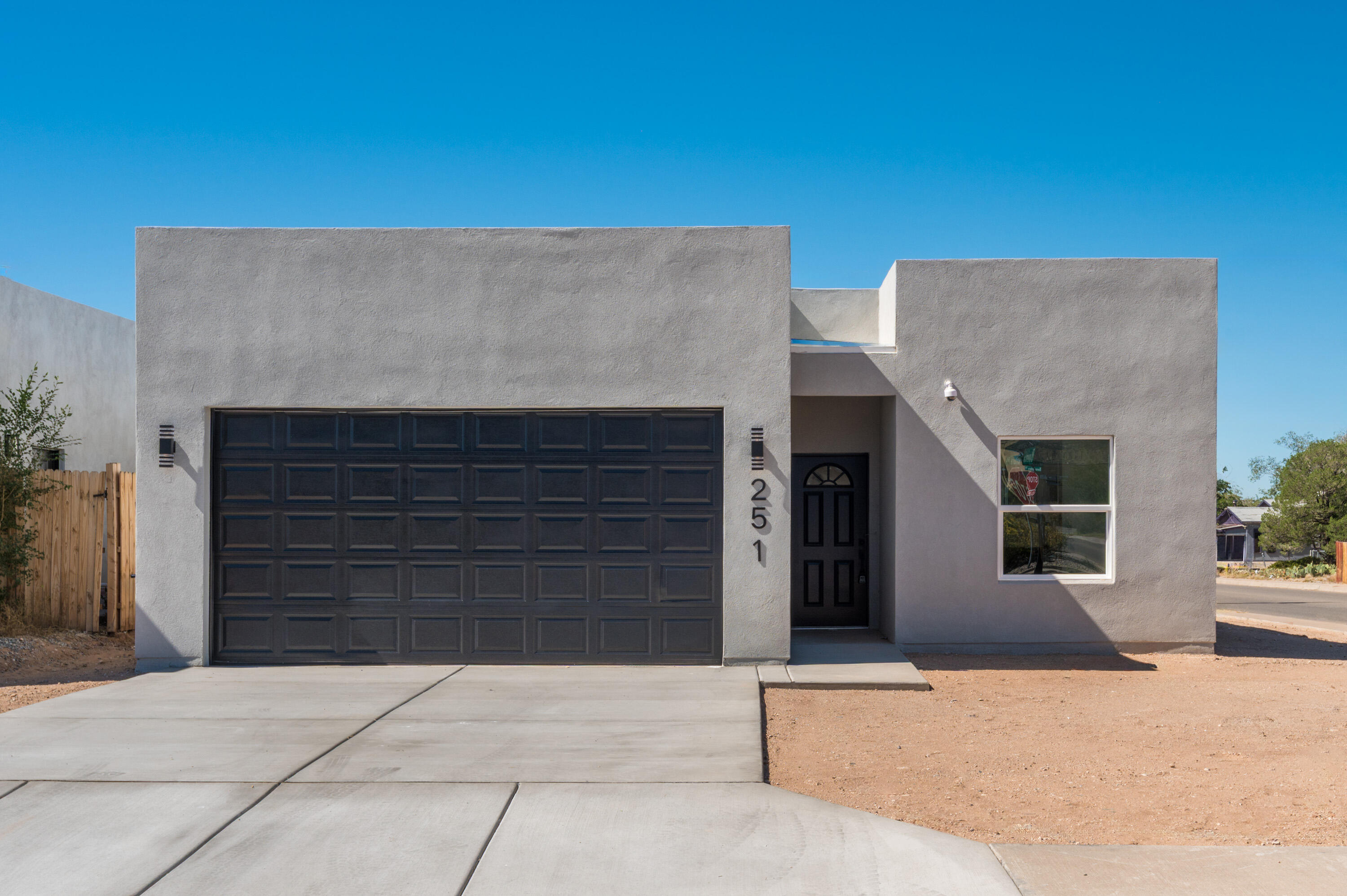 Homes for sale in Albuquerque, NM | 251 Maxine St Ne, Albuquerque, NM 87123 | MLS# 1085291