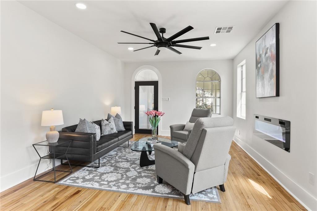 Homes for sale in Metairie, LA | 2526 Metairie Rd, Metairie, LA 70001 | MLS# 2504504