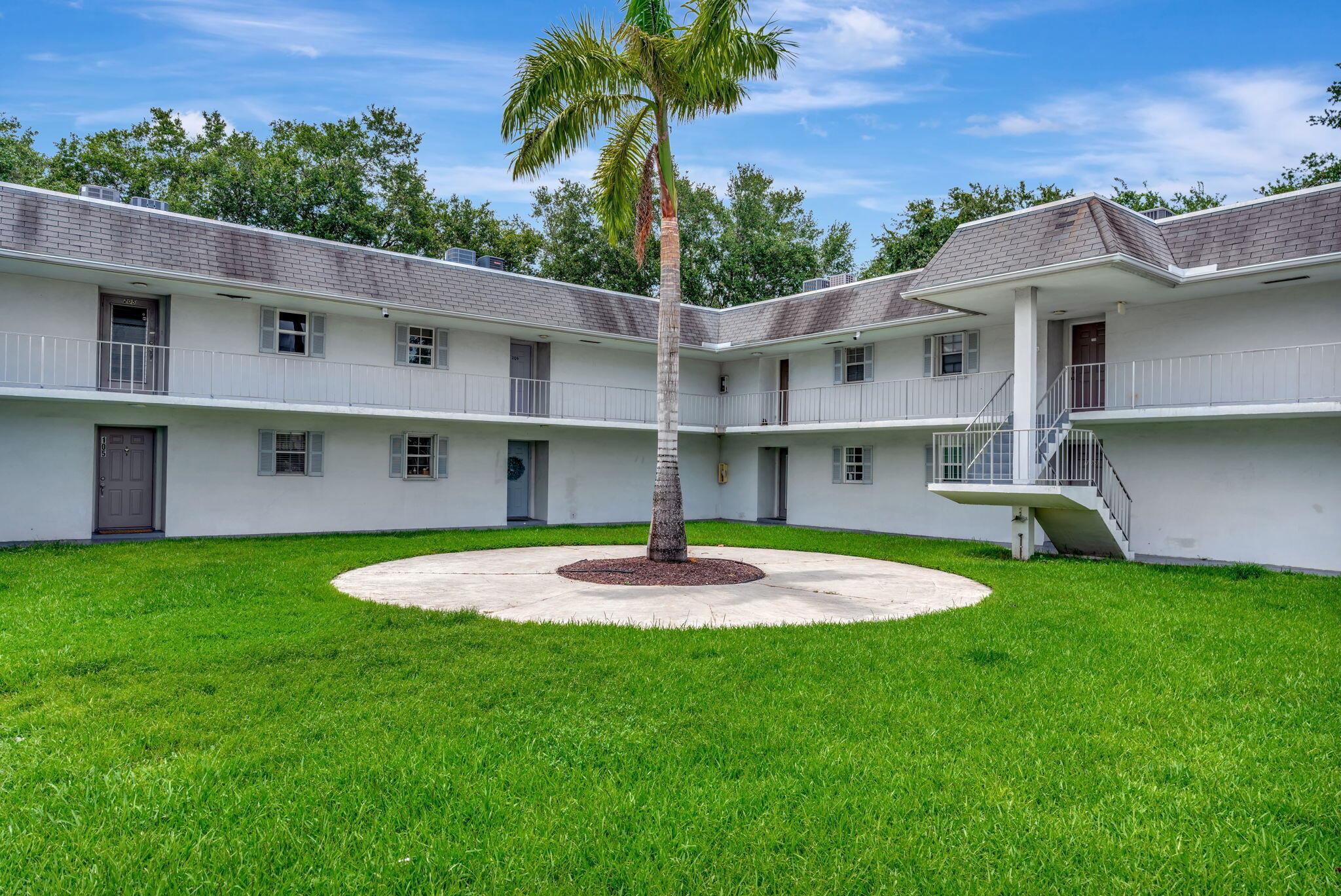 Homes for sale in Palm Beach Gardens, FL | 10249 N Military Trail #206, Palm Beach Gardens, FL 33410 | MLS# R11096799