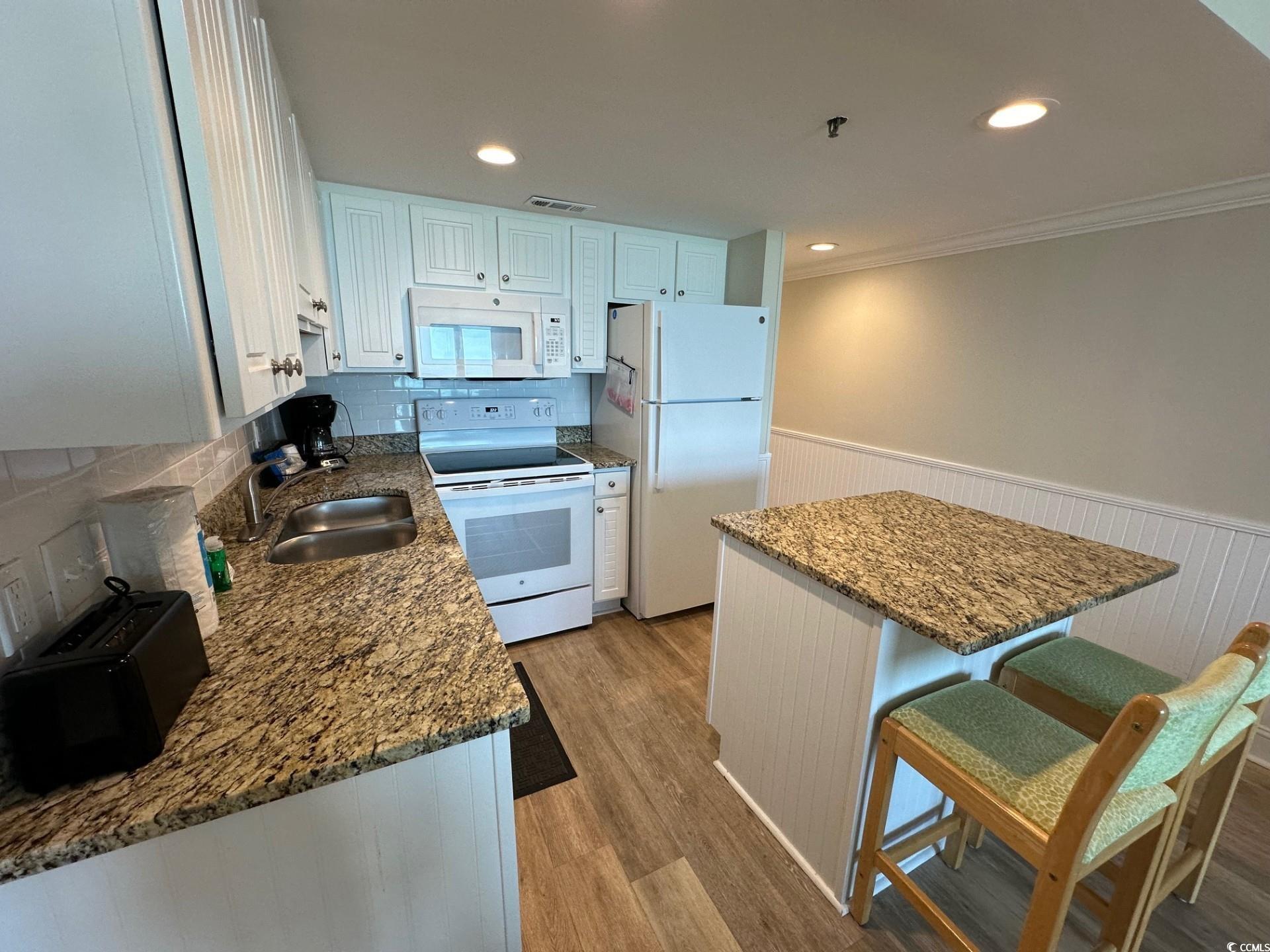 601 Retreat Beach Circle 