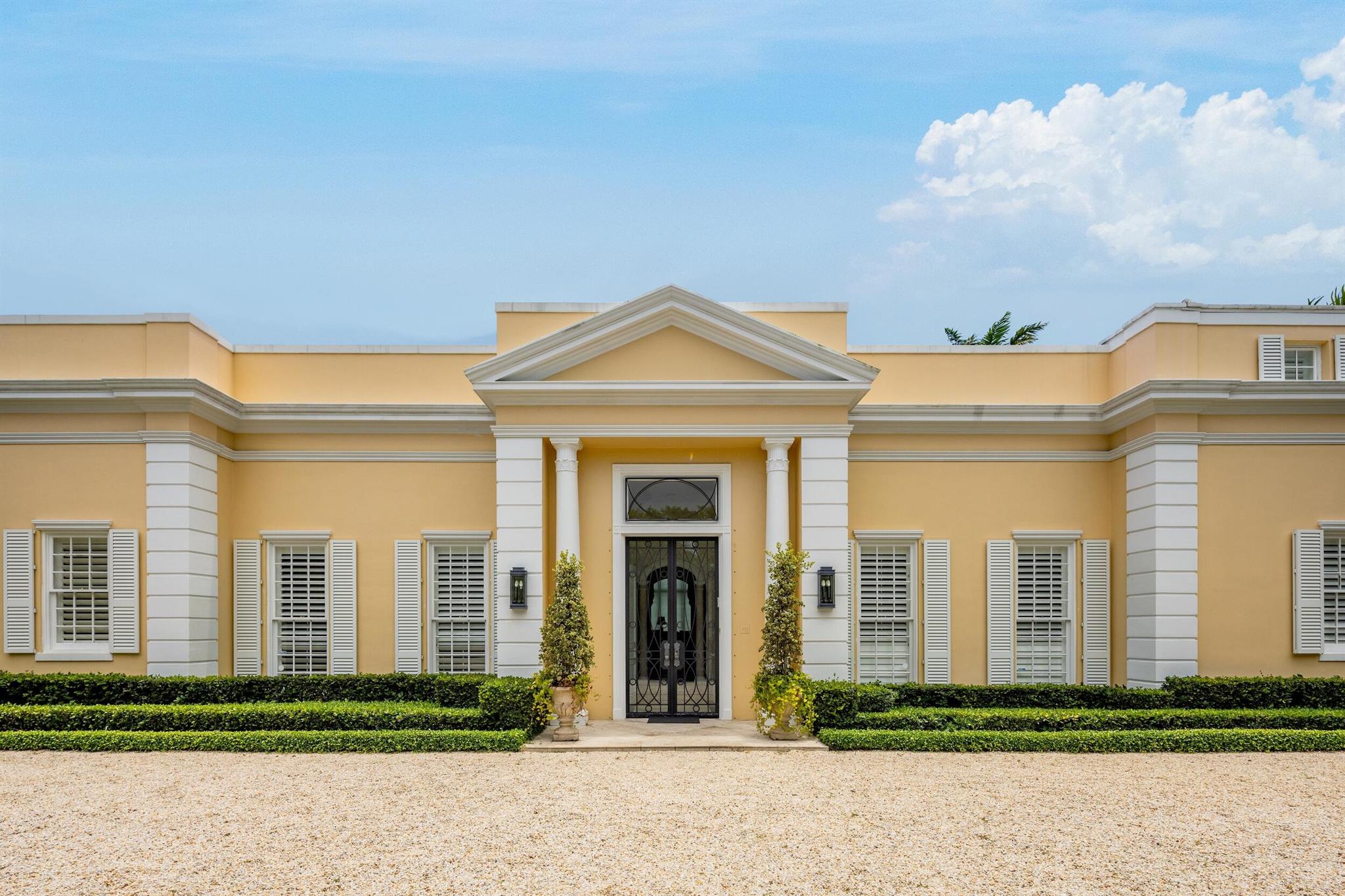 Homes for sale in Palm Beach, FL | 142 Casa Bendita, Palm Beach, FL 33480 | MLS# R11096836