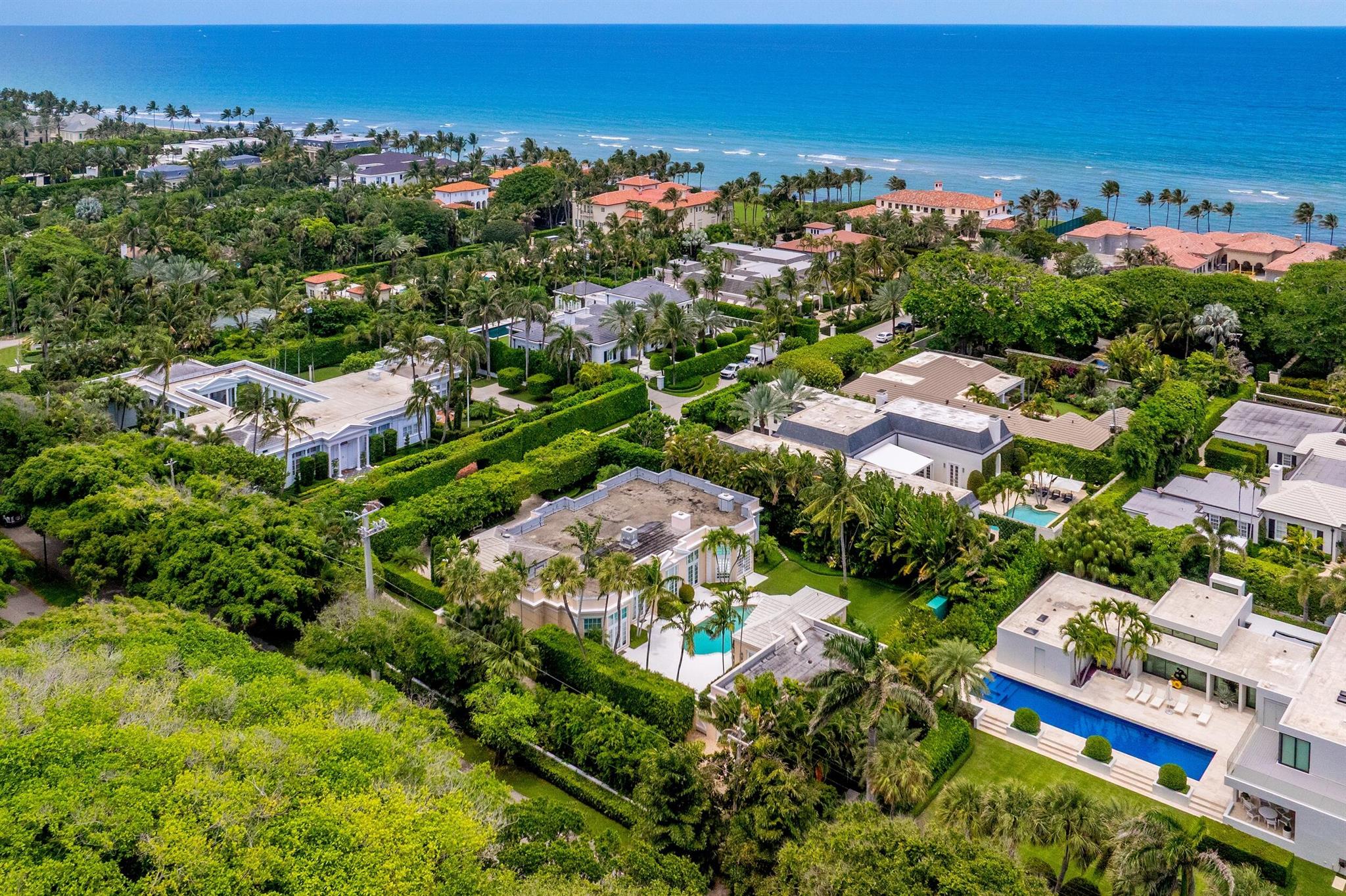 Homes for sale in Palm Beach, FL | 142 Casa Bendita, Palm Beach, FL 33480 | MLS# R11096836