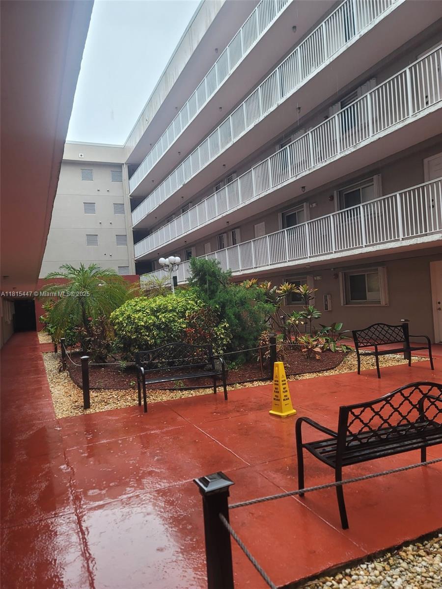 Ponciana At Miami Condo