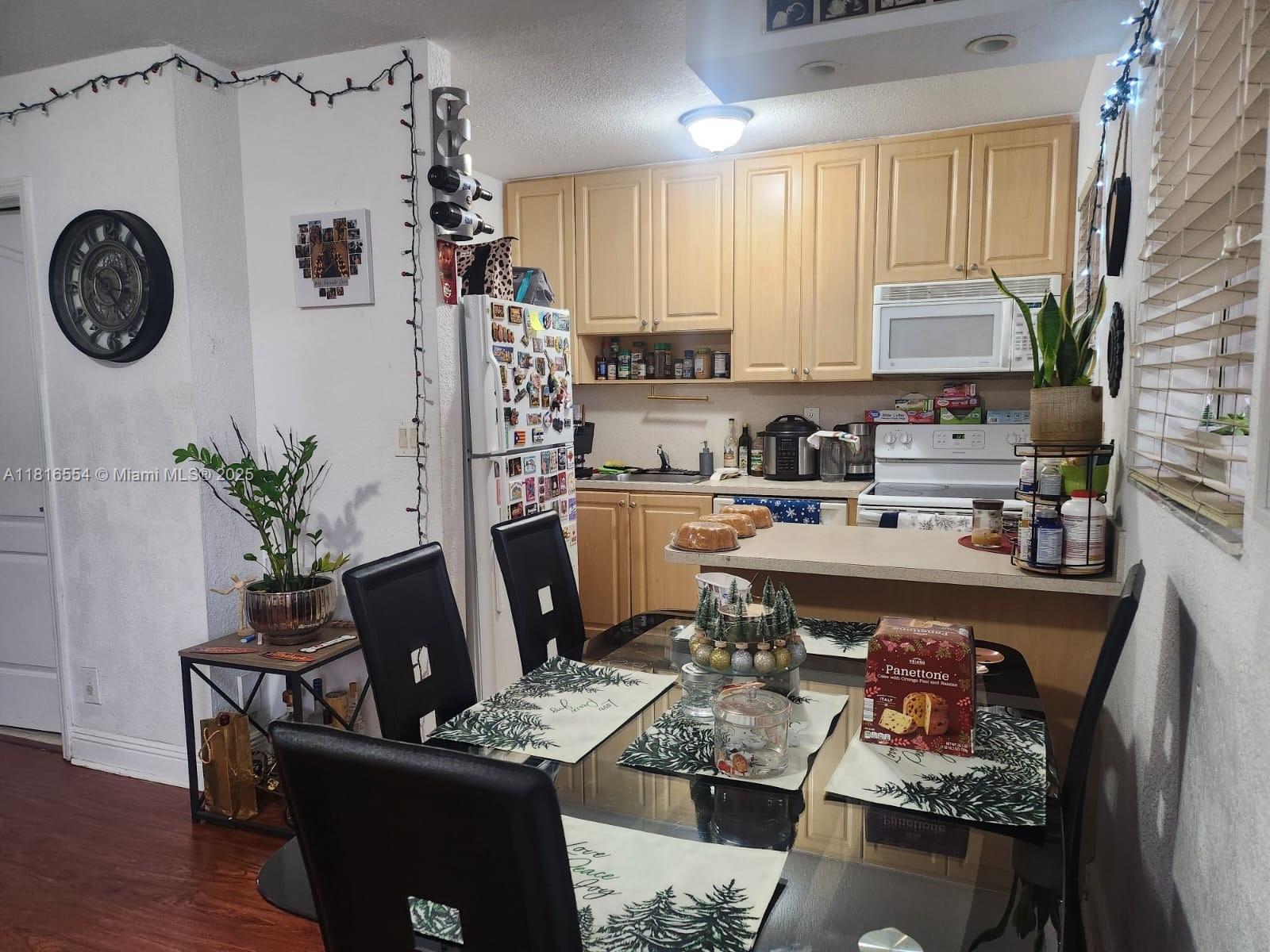 Sevilla Palace At Halland