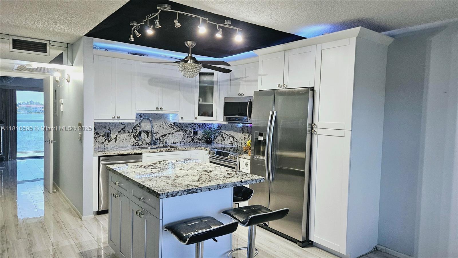 Ivanhoe West At Century V