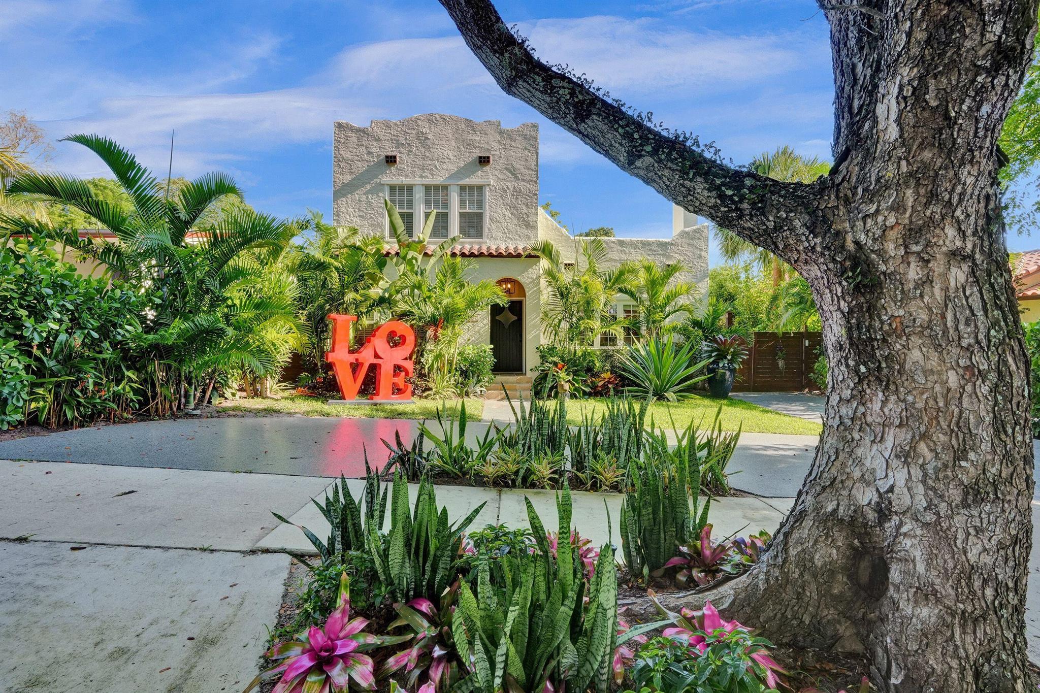 806 Sunset Road West Palm Beach FL 33401 | R11096904