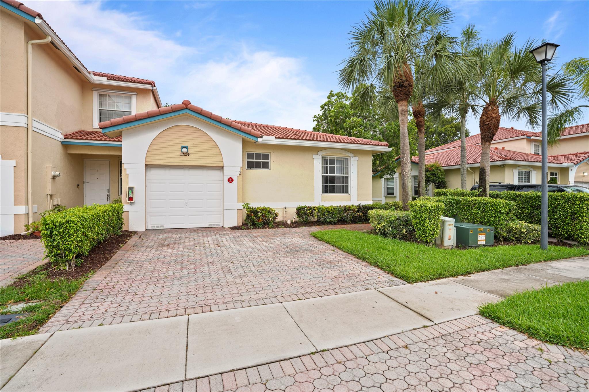 11624 Nw 47th Ct Coral Springs FL 33076 | F10507435