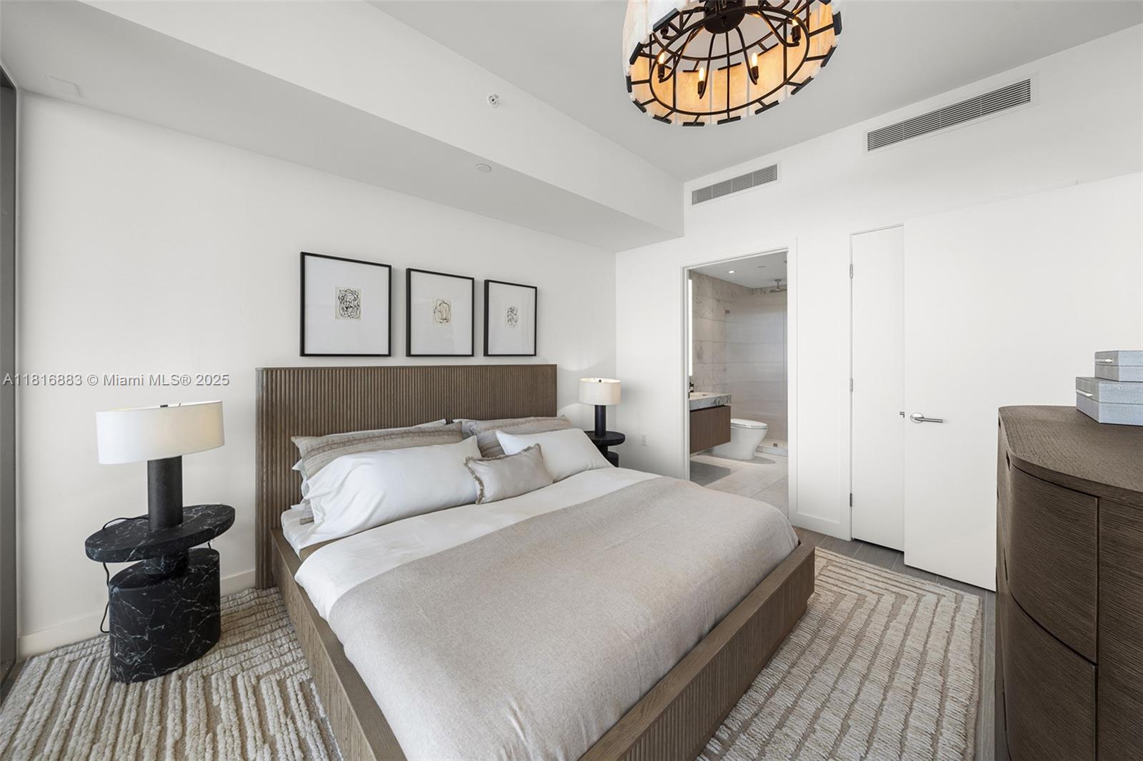 500 Alton Rd #1808, Miami Beach FL 33139