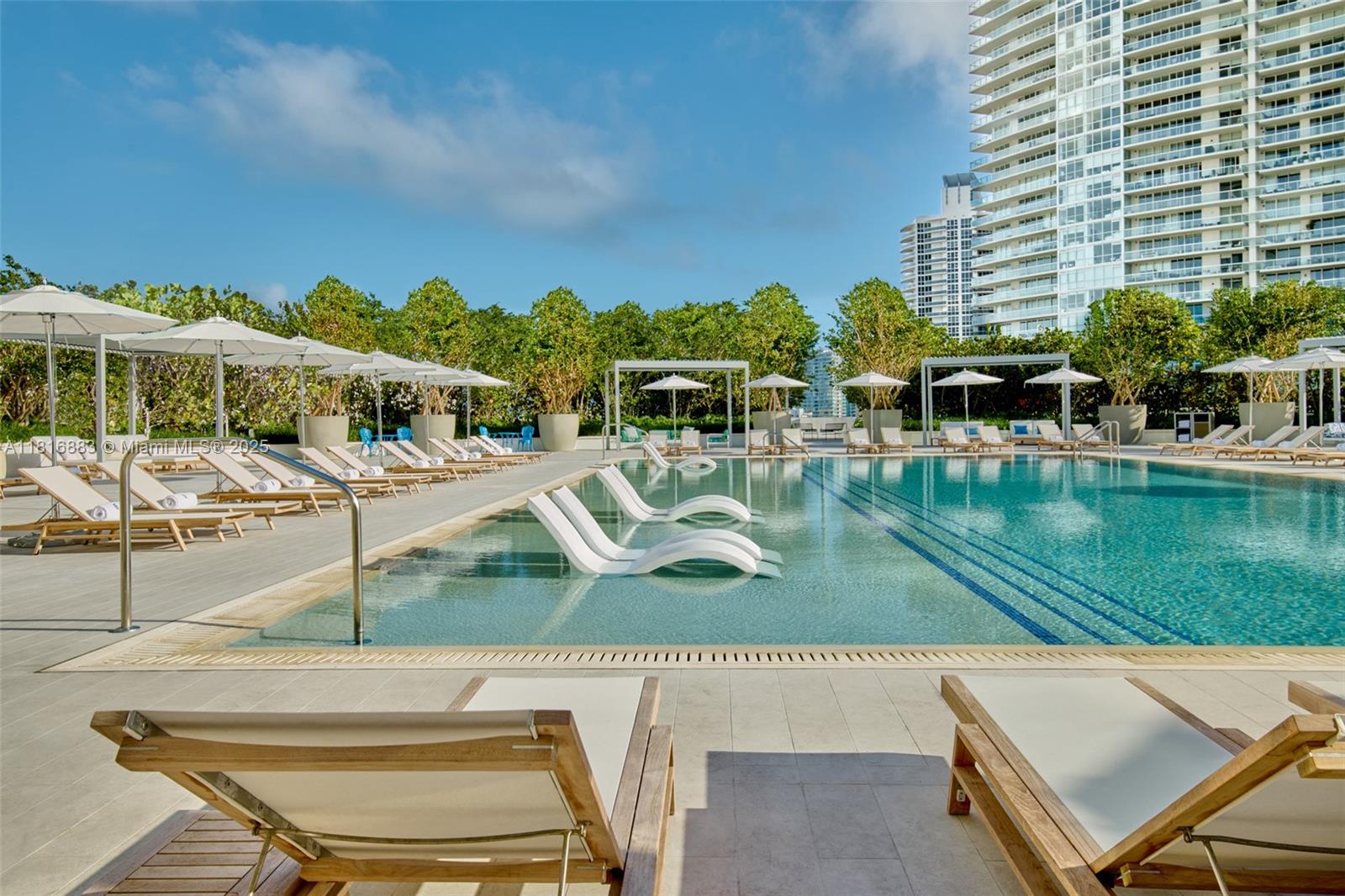 500 Alton Rd #1808, Miami Beach FL 33139