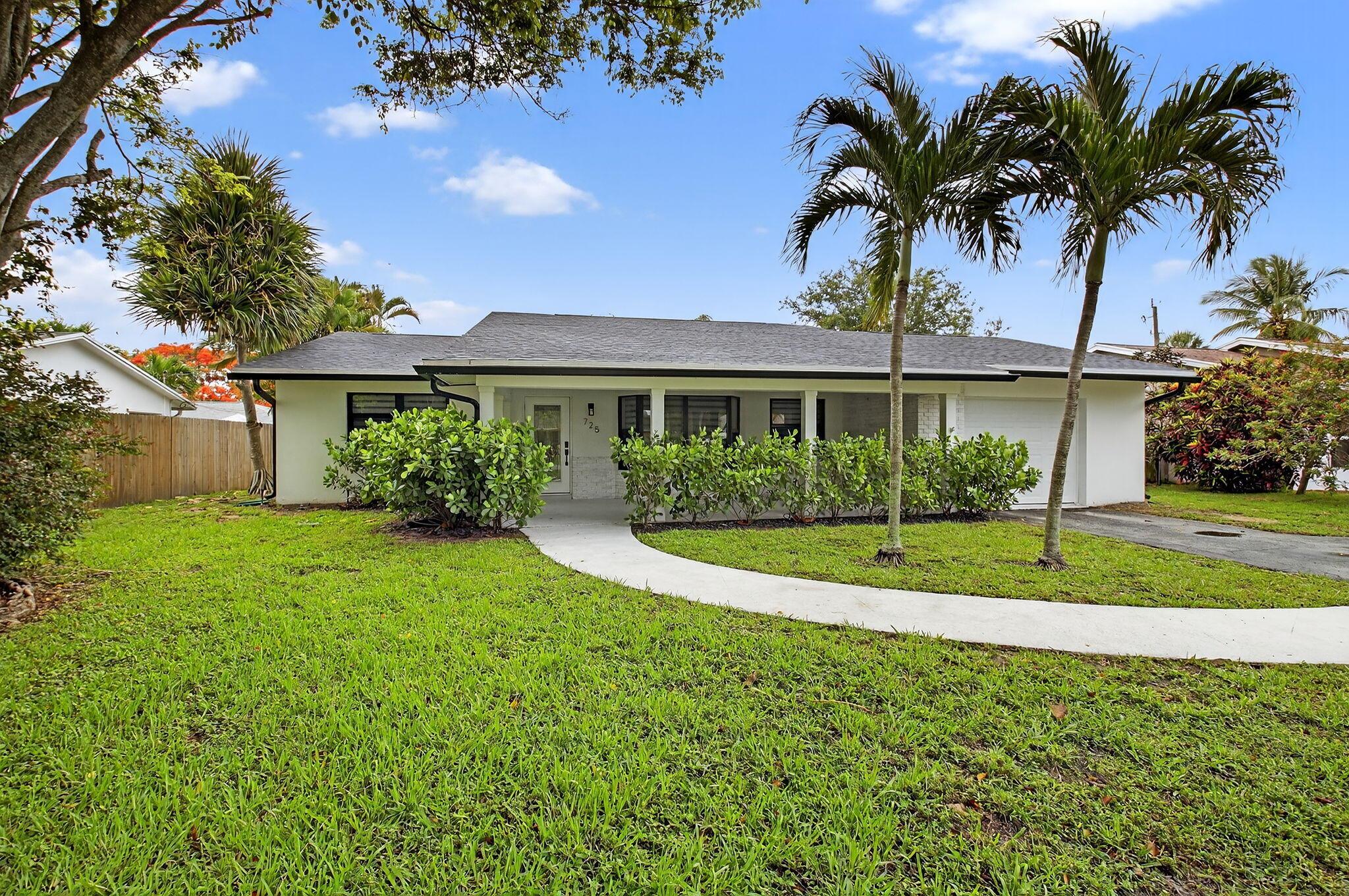 725 Heron Drive Delray Beach FL 33444 | R11097127