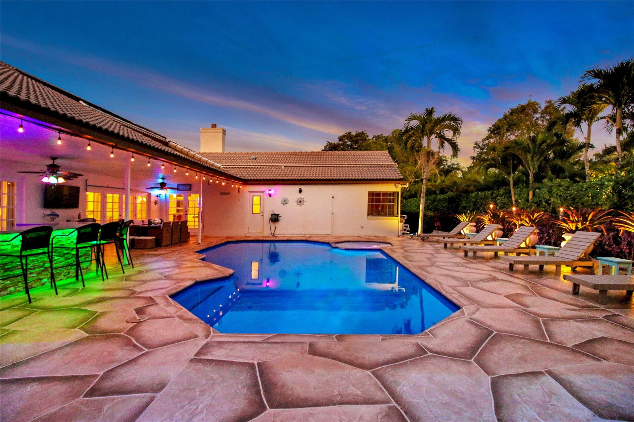 Homes for sale in Coral Springs, FL | 8250 Nw 49th Mnr, Coral Springs, FL 33067 | MLS# F10507717