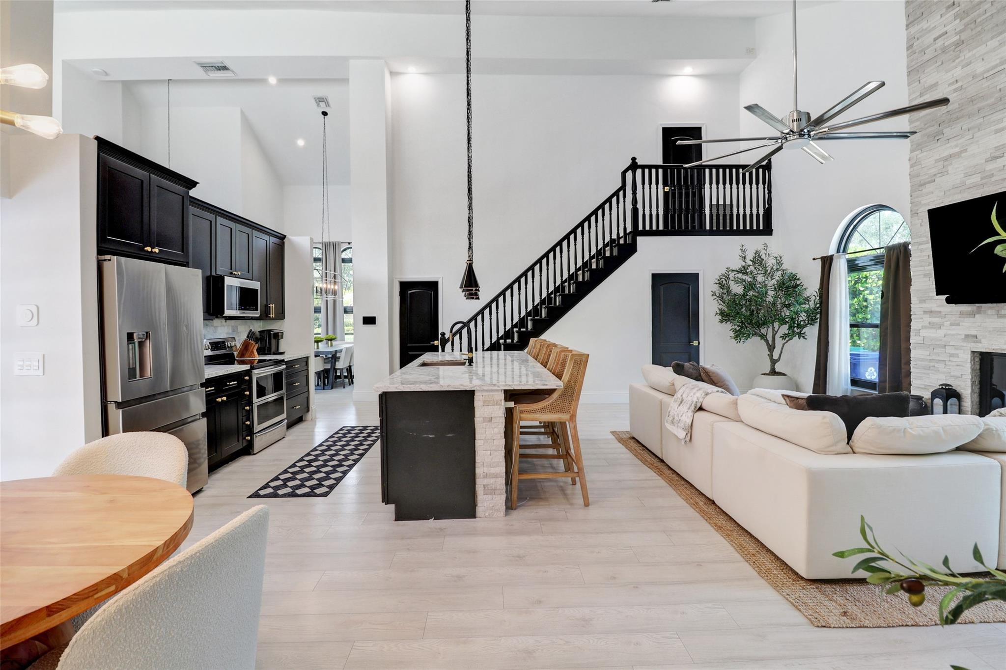 Homes for sale in Coral Springs, FL | 8250 Nw 49Th Mnr, Coral Springs, FL 33067 | MLS# F10507717