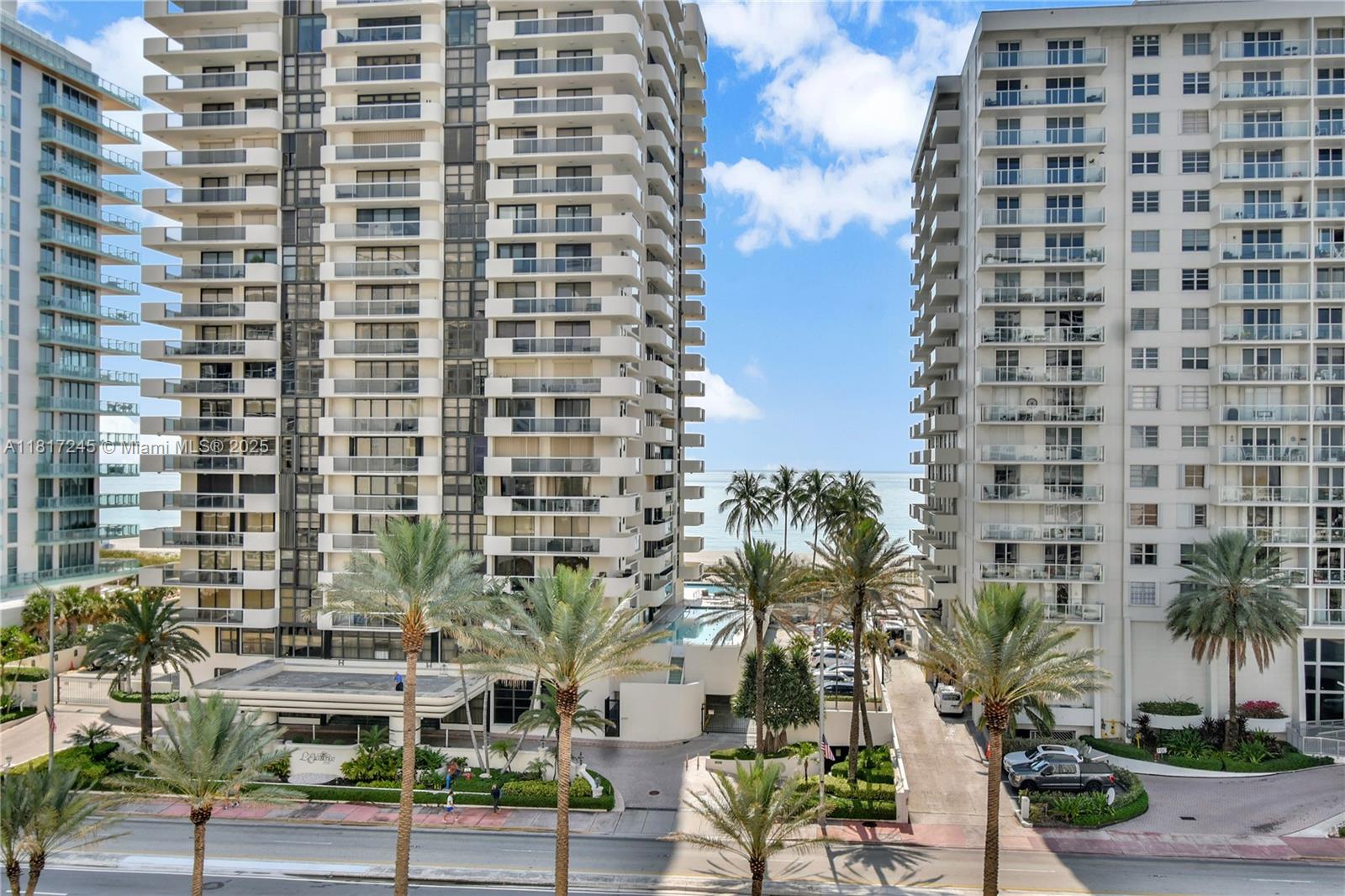 Seacoast 5700 Condo