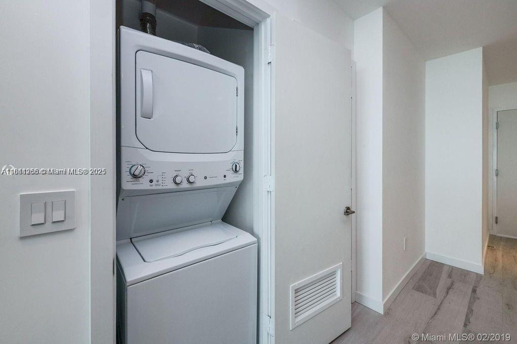 480 NE 31st St #1002, Miami FL 33137
