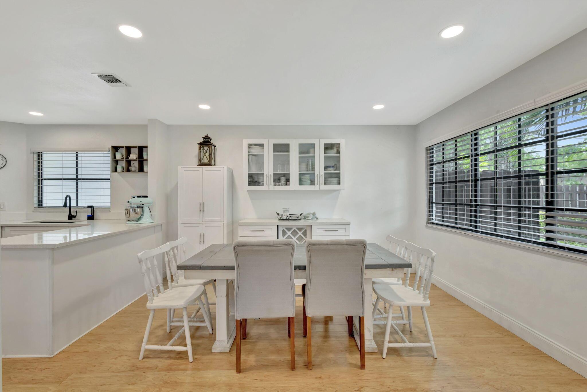 Weybridge Townhomes Ph II