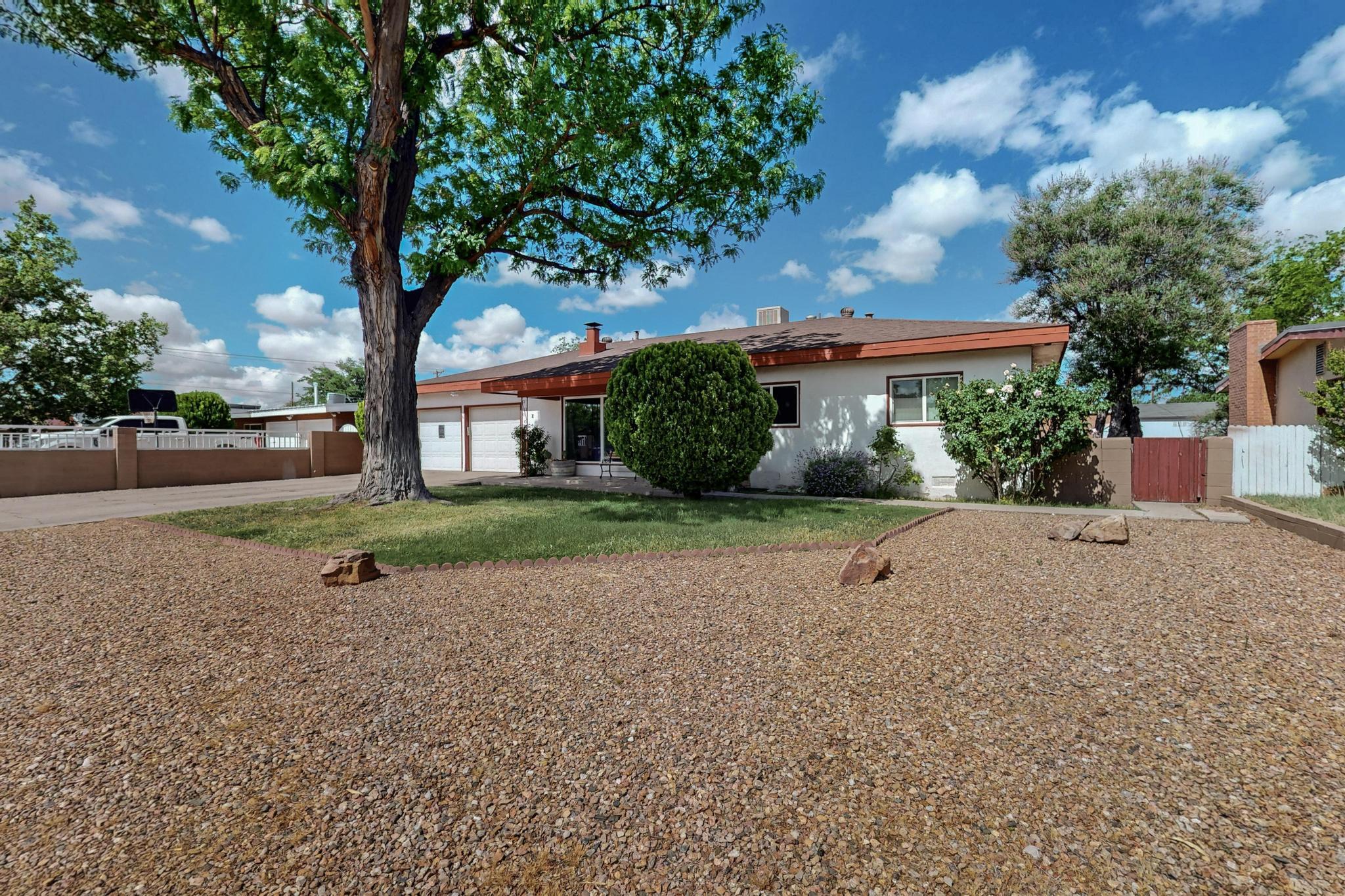 Homes for sale in Albuquerque, NM | 513 Mesilla St Ne, Albuquerque, NM 87108 | MLS# 1085432