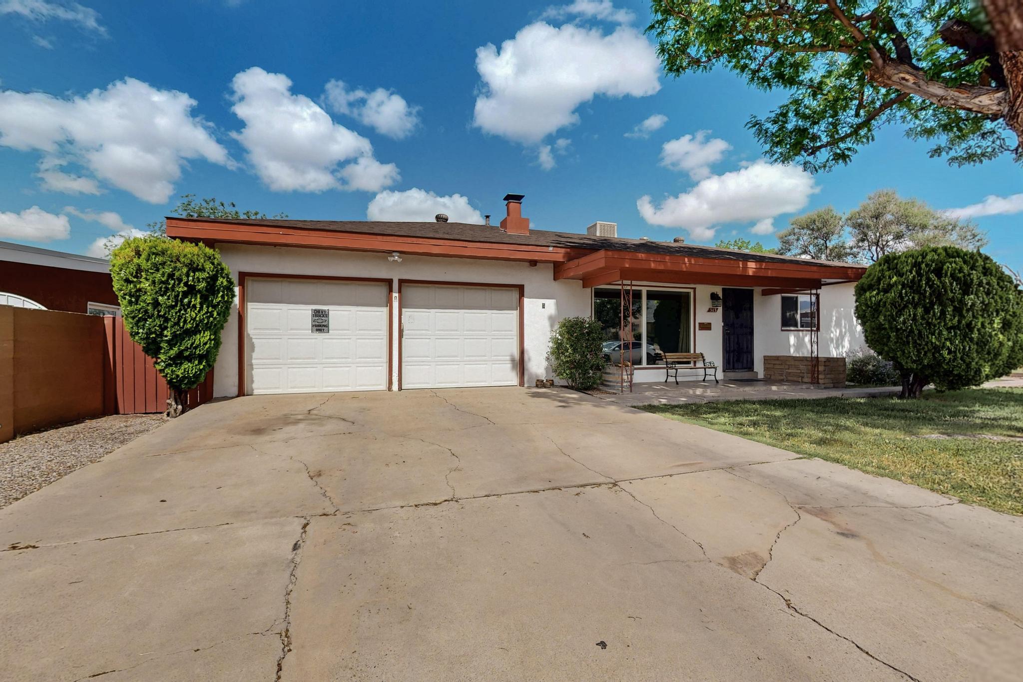 Homes for sale in Albuquerque, NM | 513 Mesilla St Ne, Albuquerque, NM 87108 | MLS# 1085432