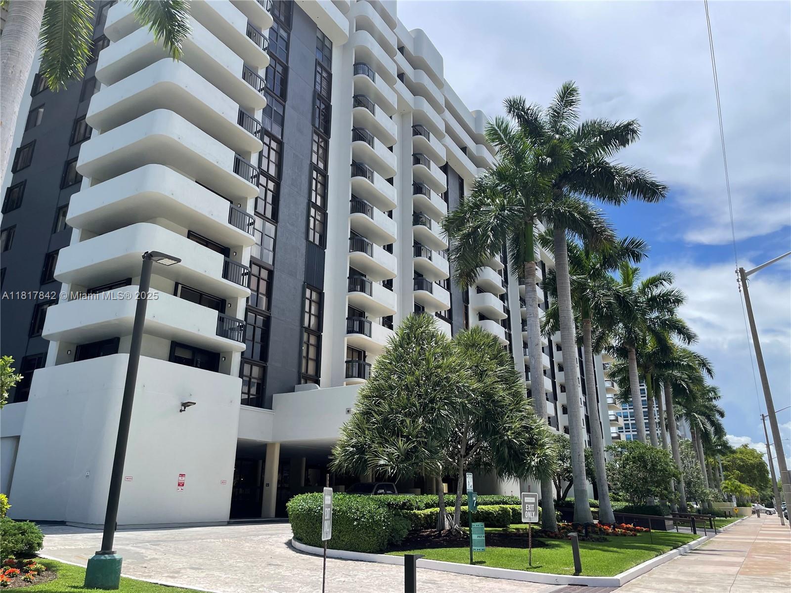 600 Biltmore Way #306, Coral Gables FL 33134