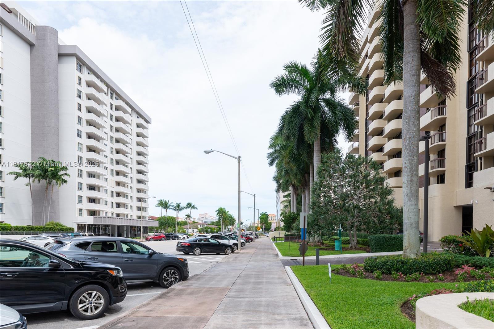 600 Biltmore Way #306, Coral Gables FL 33134