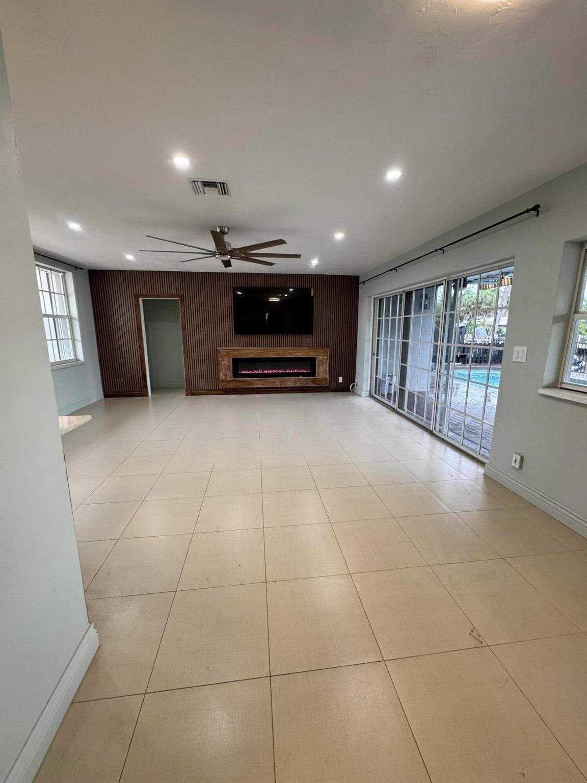 391 Se 15 Avenue Pompano Beach FL 33060 | R11097435