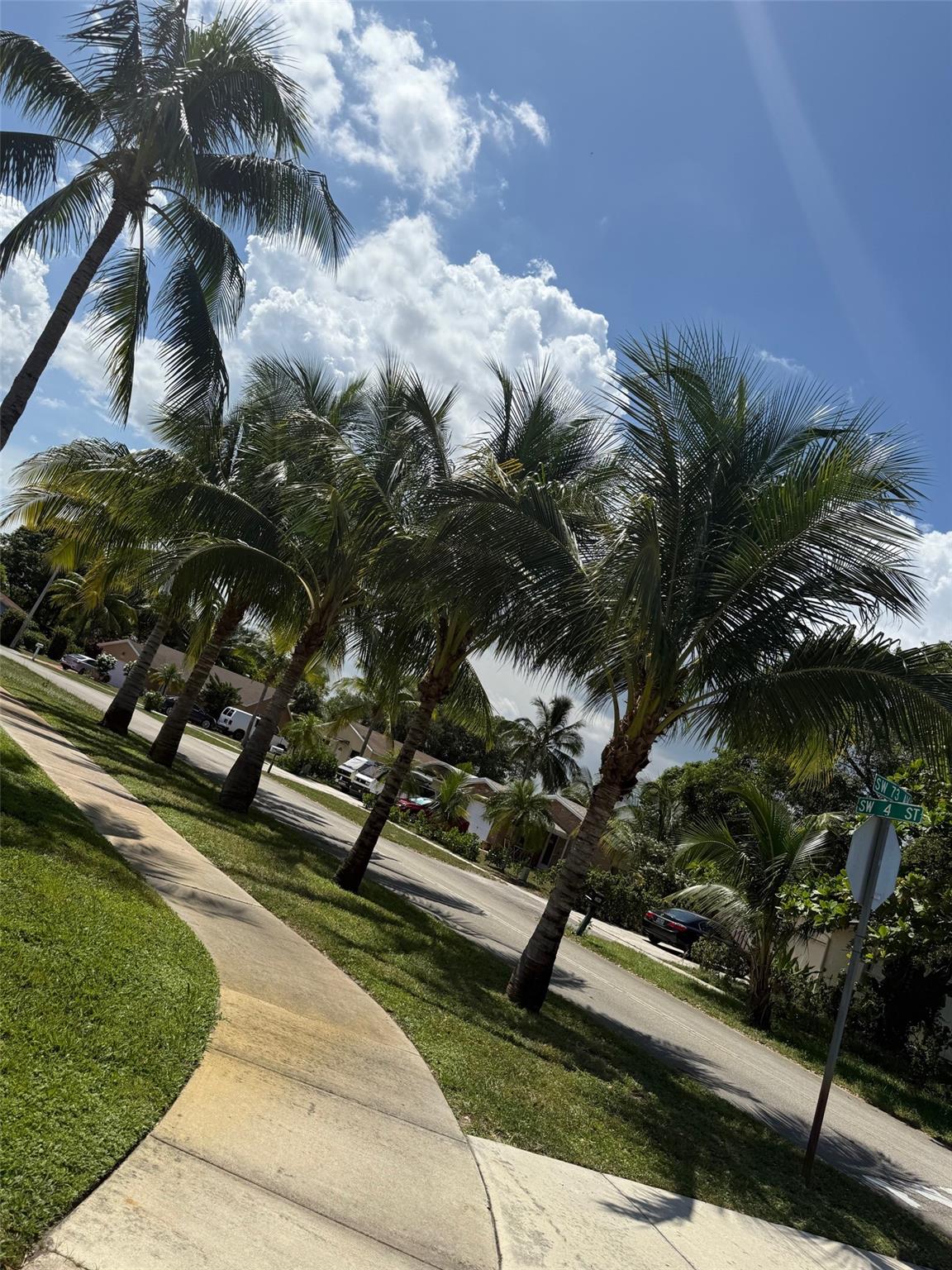 Homes for sale in North Lauderdale, FL | 401 Sw 73rd Avenue, North Lauderdale, FL 33068 | MLS# F10507882