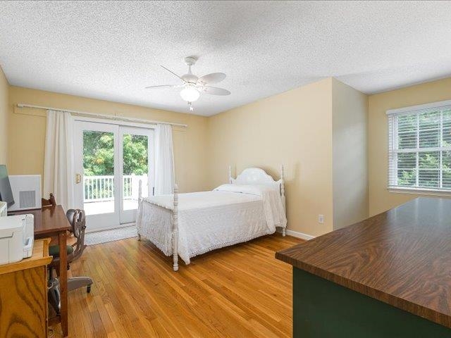 41 Hickory Nut Ln