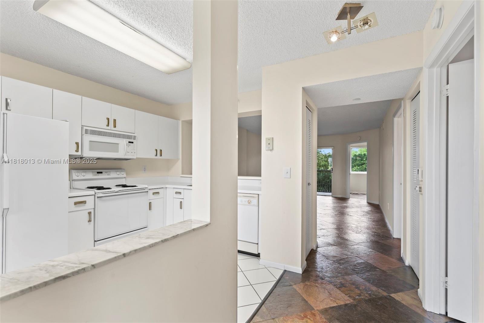 Weldon Condominium G