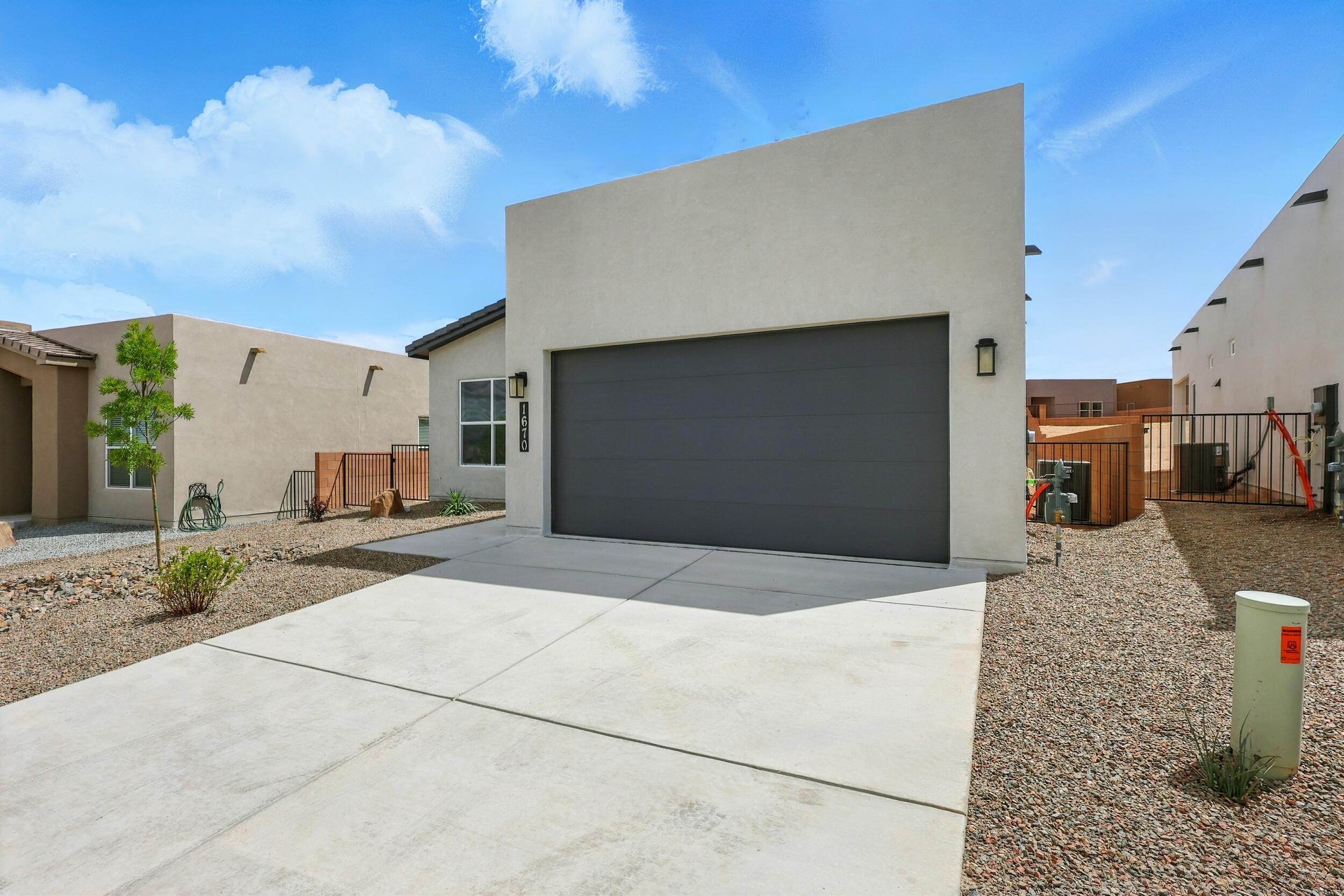 Homes for sale in Los Lunas, NM | 1670 Tesoro Loop Nw, Los Lunas, NM 87031 | MLS# 1085524