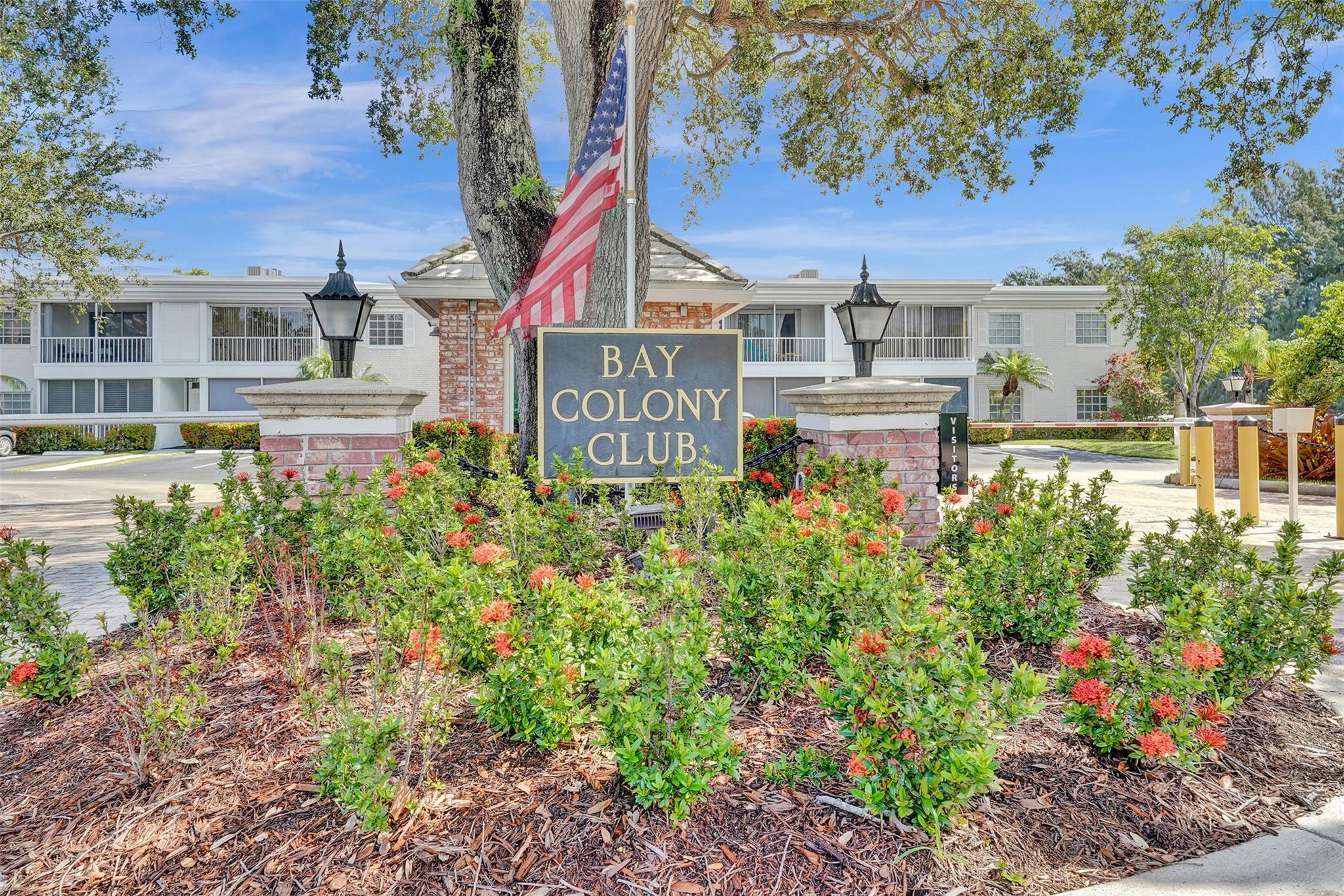 Bay Colony Club